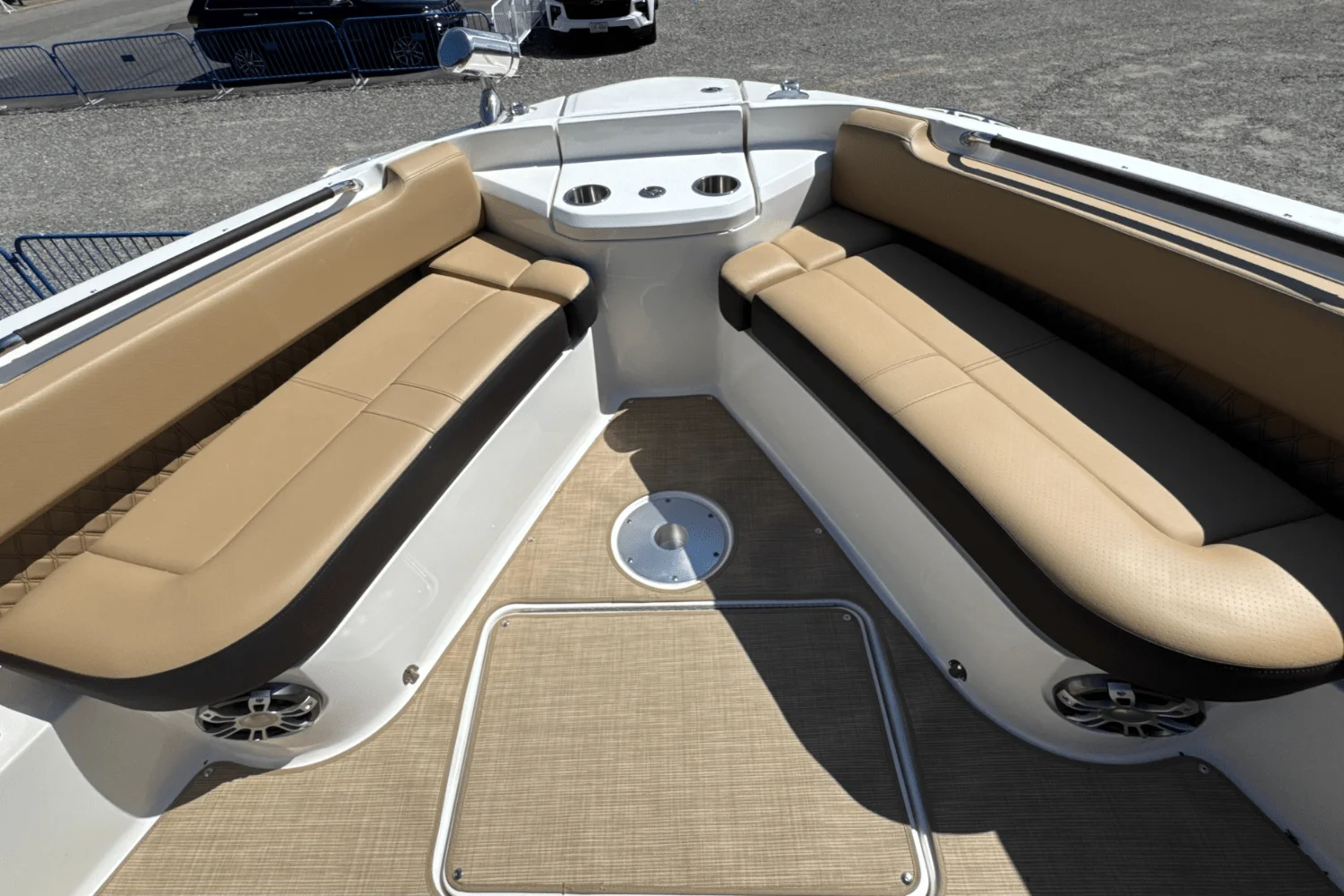 2026 Sea Ray SLX 400 Outboard Image Thumbnail #53