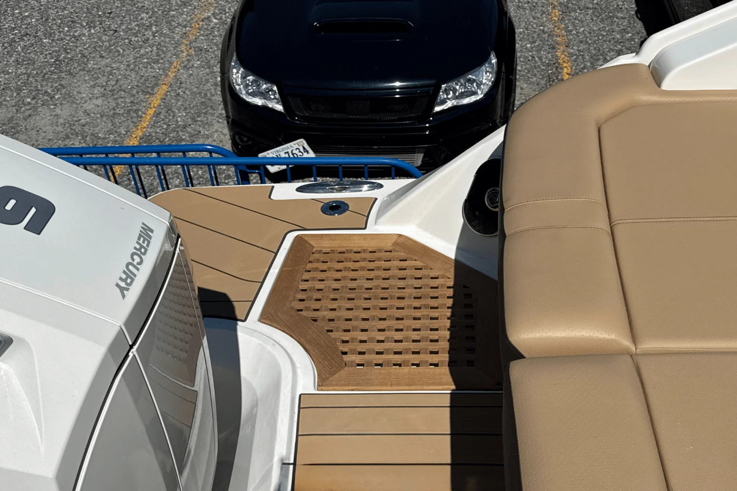 Thumbnail 3 for 2026 Sea Ray SLX 400 Outboard