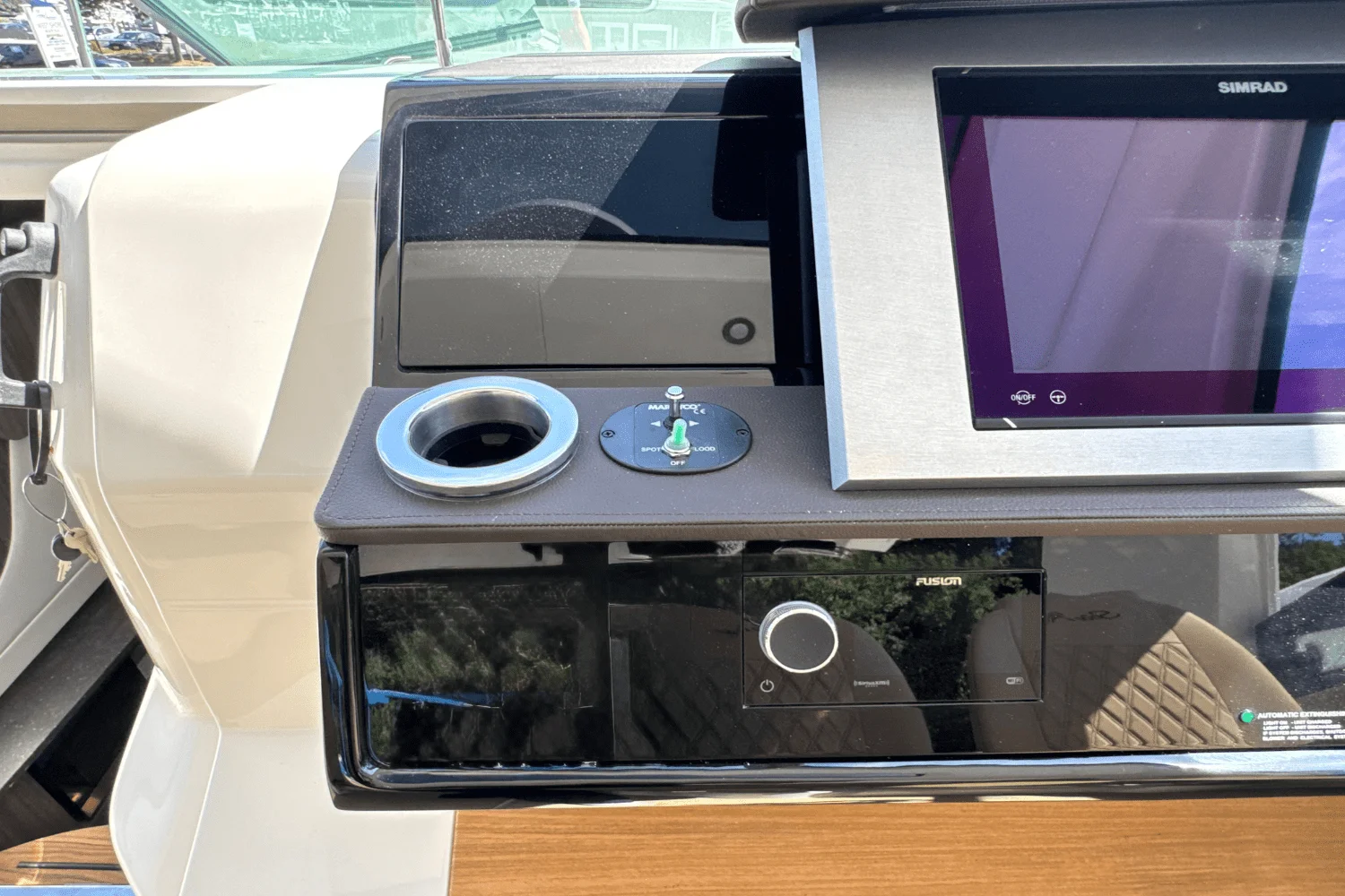 2026 Sea Ray SLX 400 Outboard Image Thumbnail #30