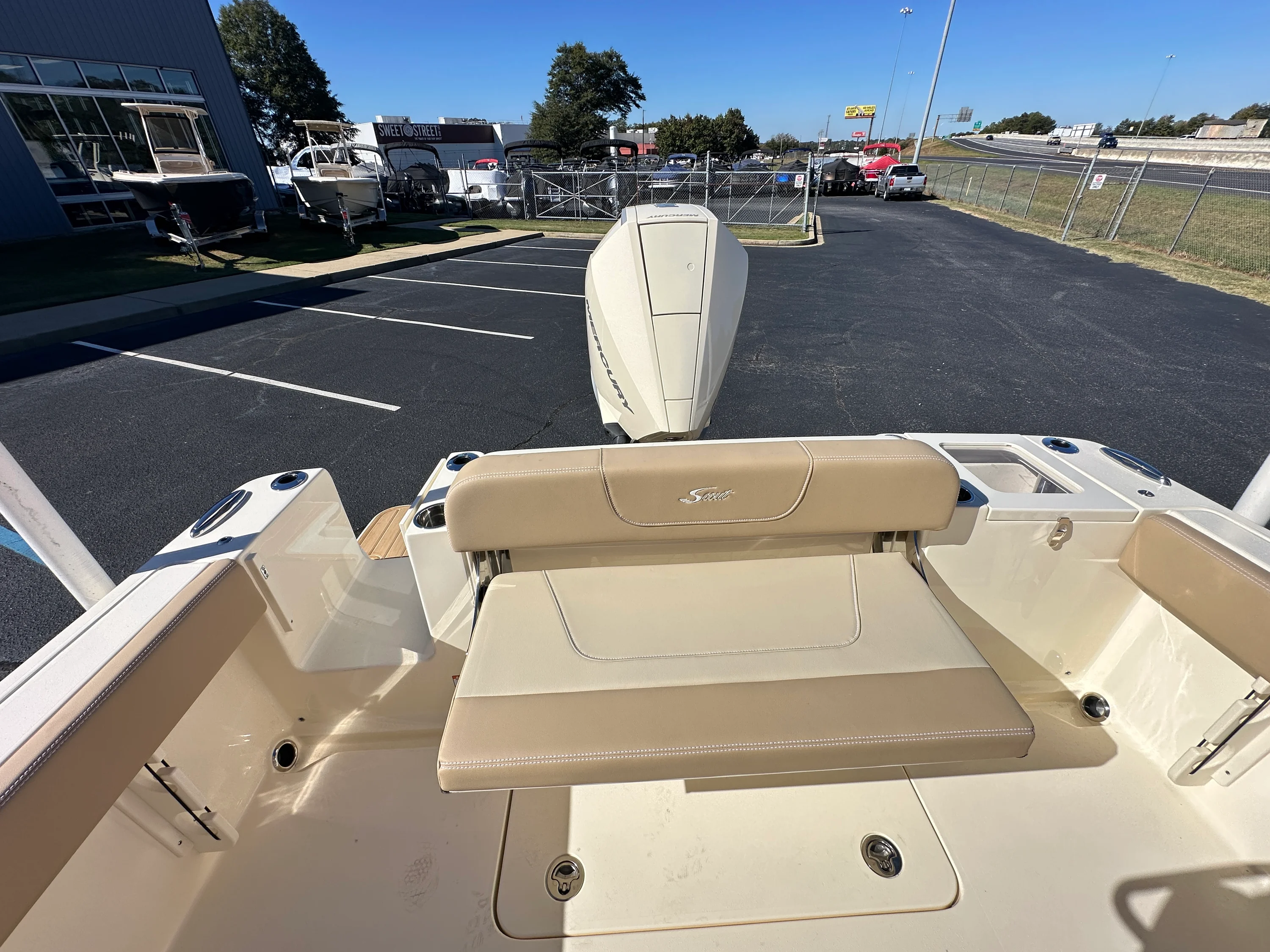 2026 Scout 240 XSF Image Thumbnail #8