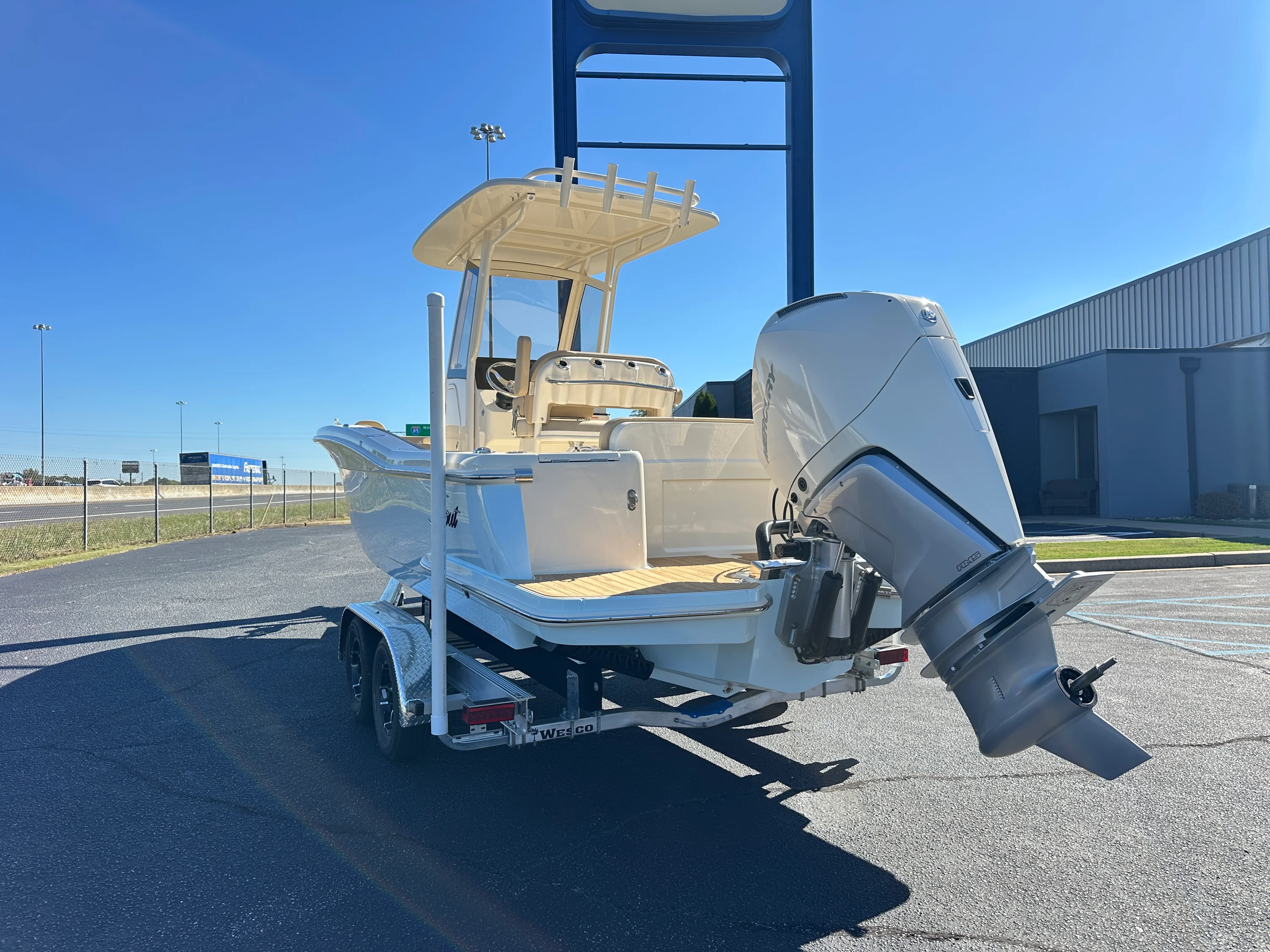 2026 Scout 240 XSF Image Thumbnail #1