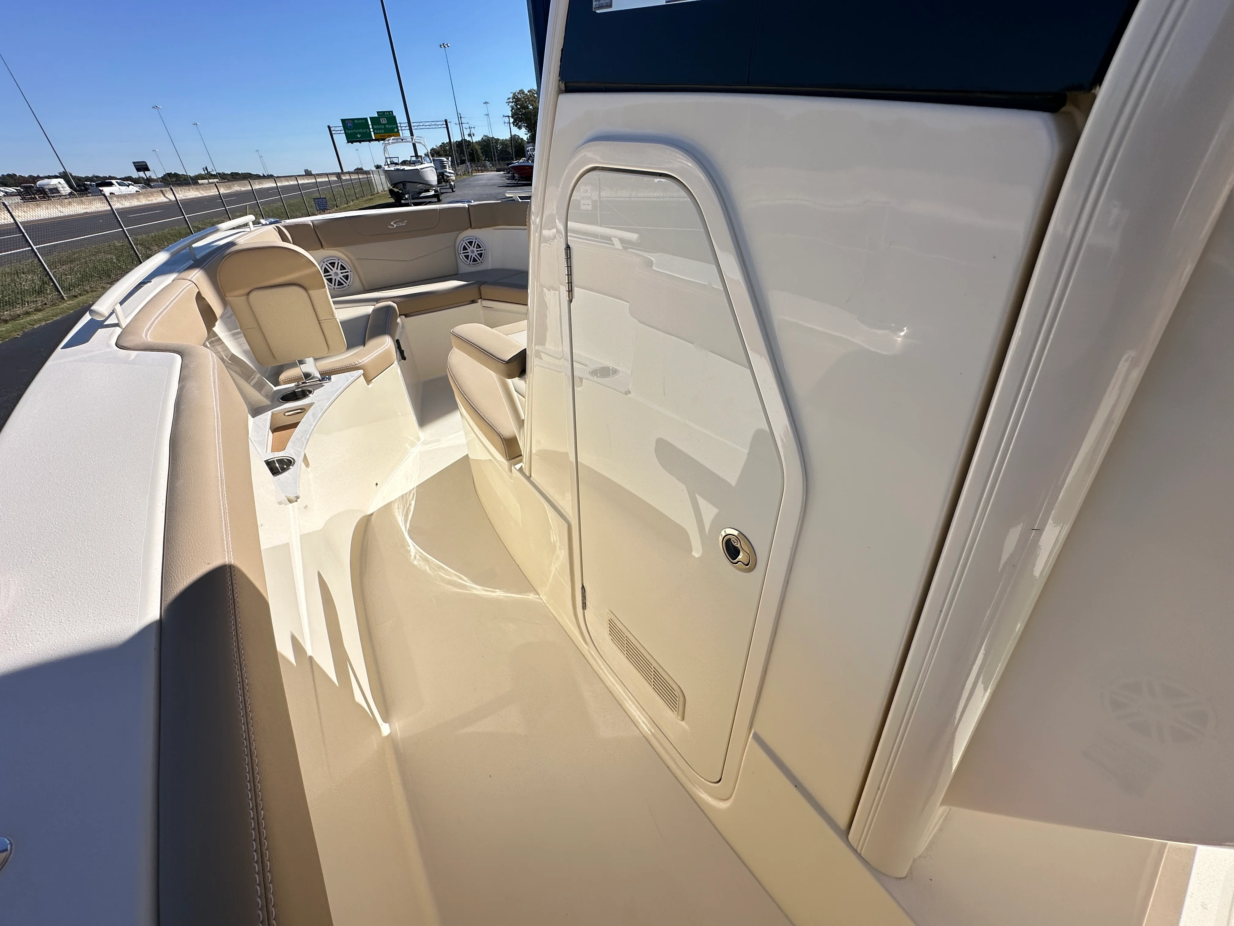 2026 Scout 240 XSF Image Thumbnail #19