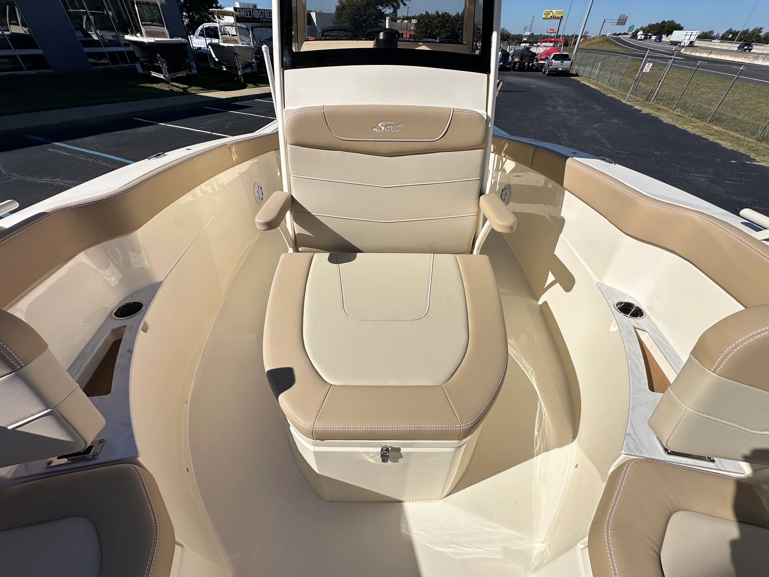 2026 Scout 240 XSF Image Thumbnail #23