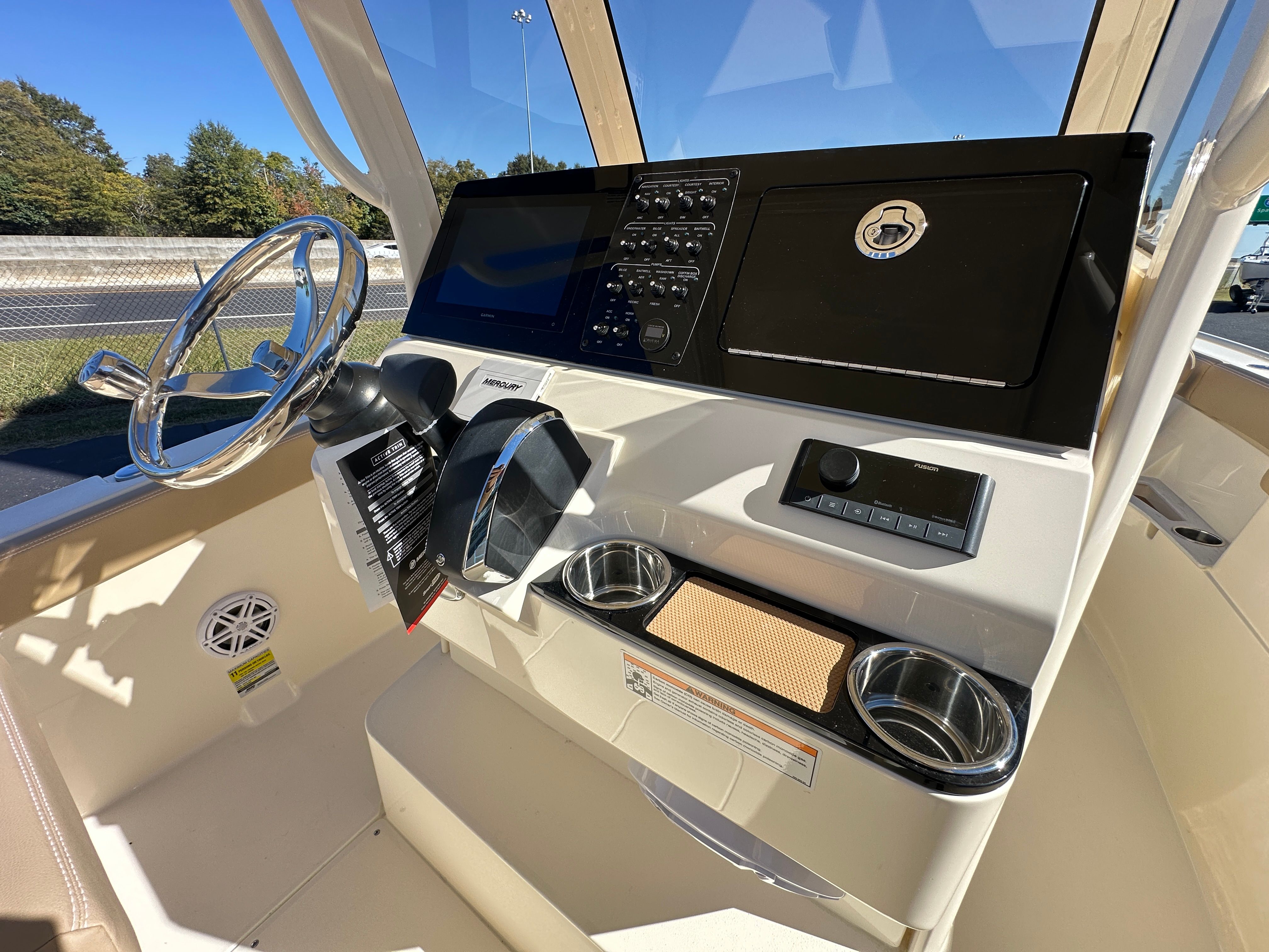 2026 Scout 240 XSF Image Thumbnail #15