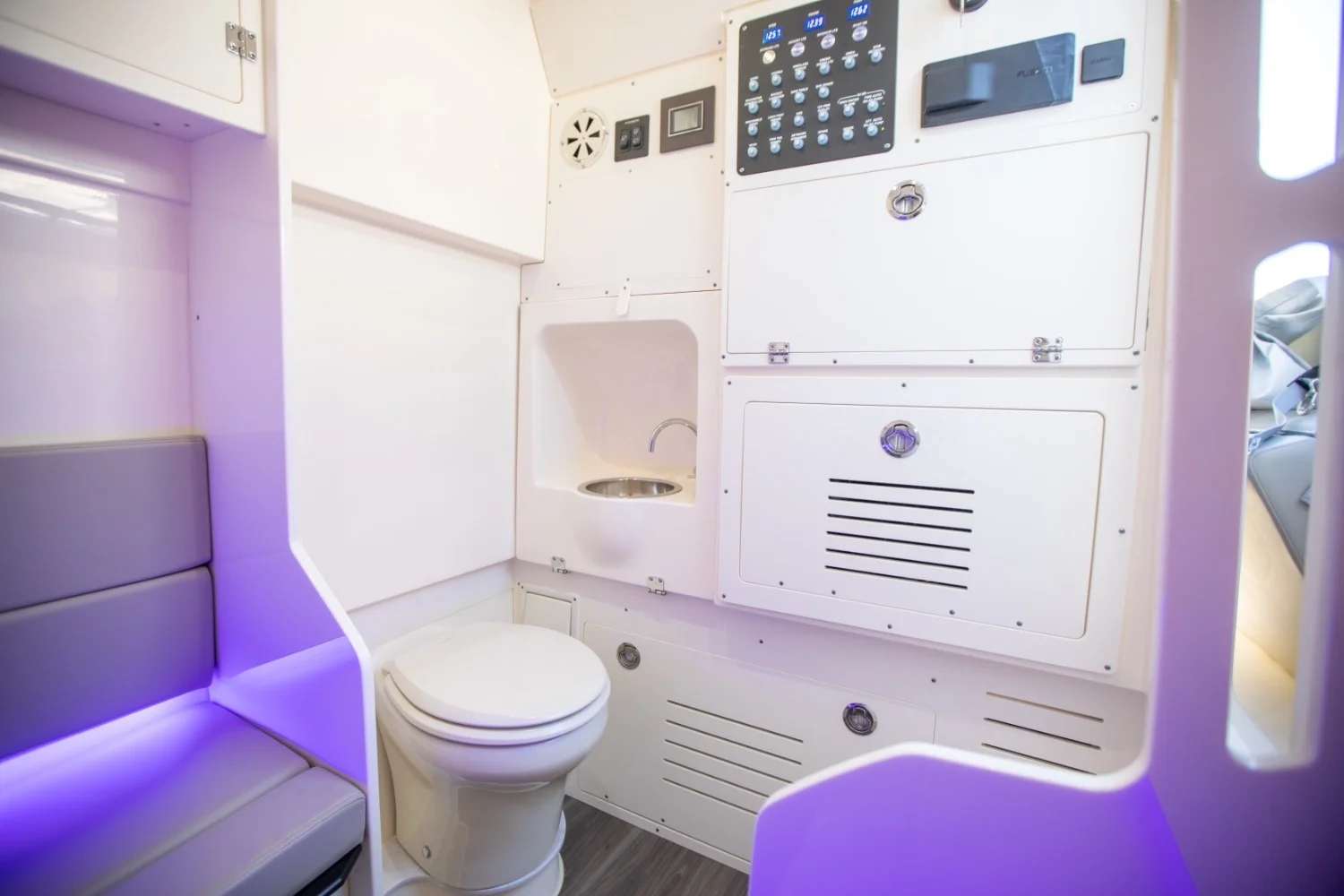 2026 Scout 330 LXF Image Thumbnail #58