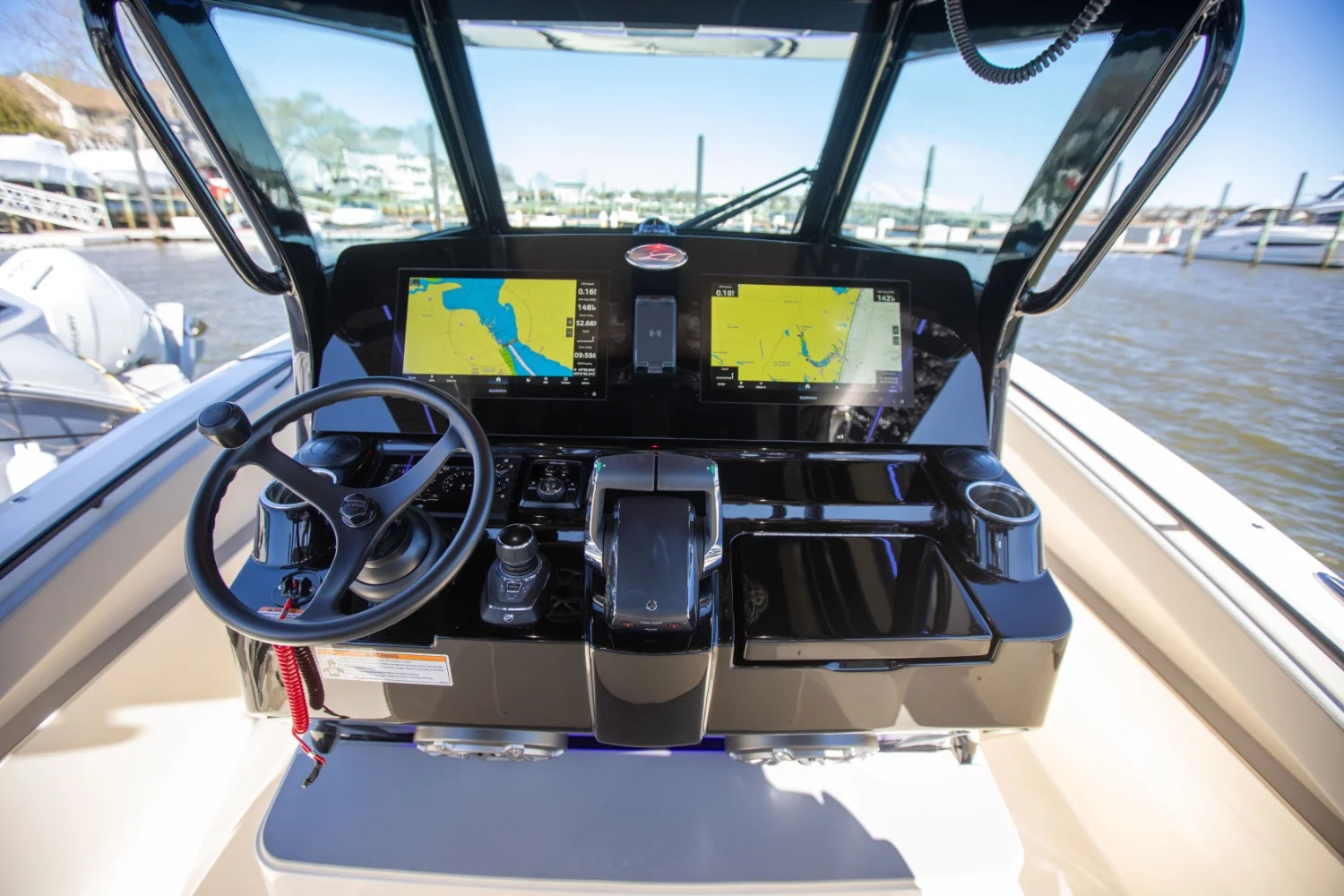 2026 Scout 330 LXF Image Thumbnail #39