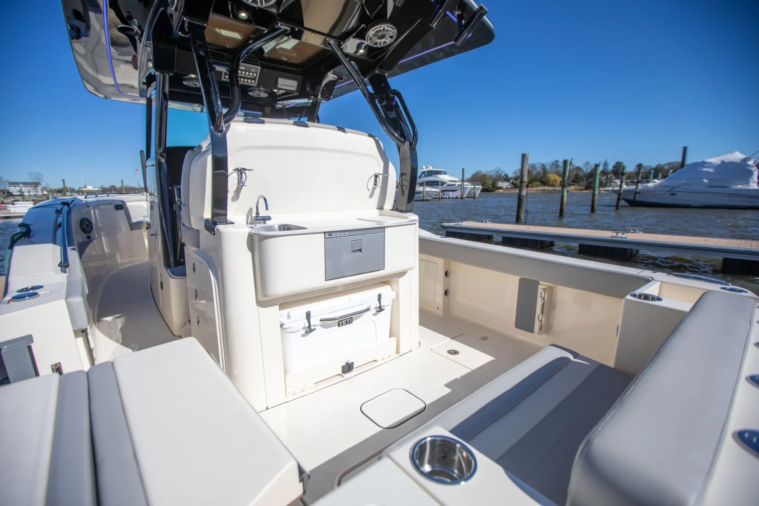 2026 Scout 330 LXF Image Thumbnail #28