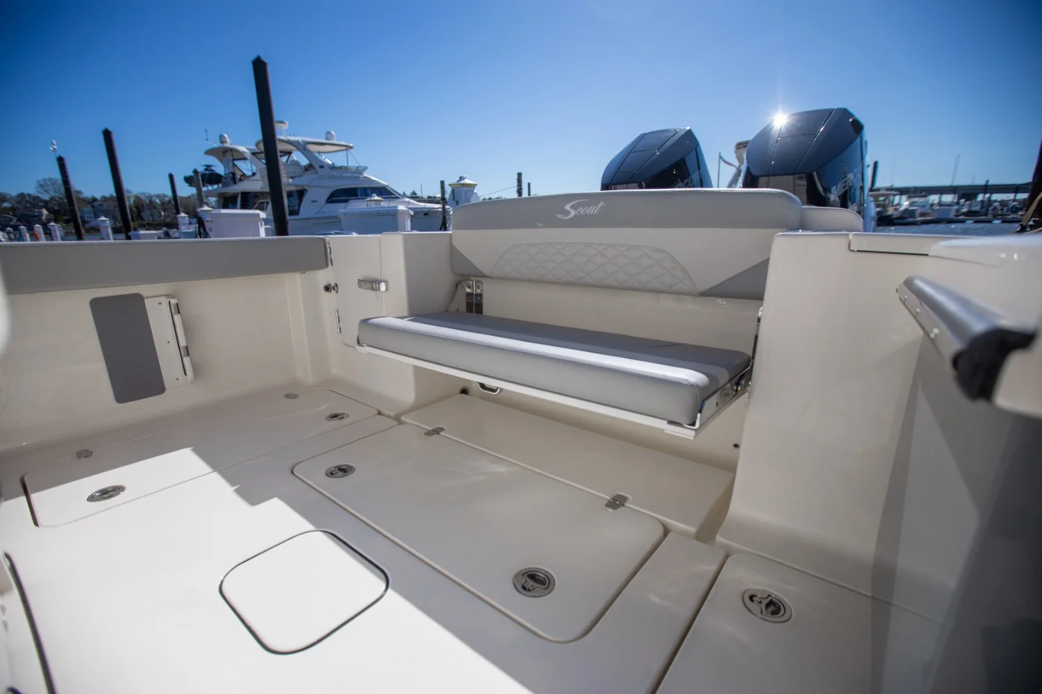 2026 Scout 330 LXF Image Thumbnail #32