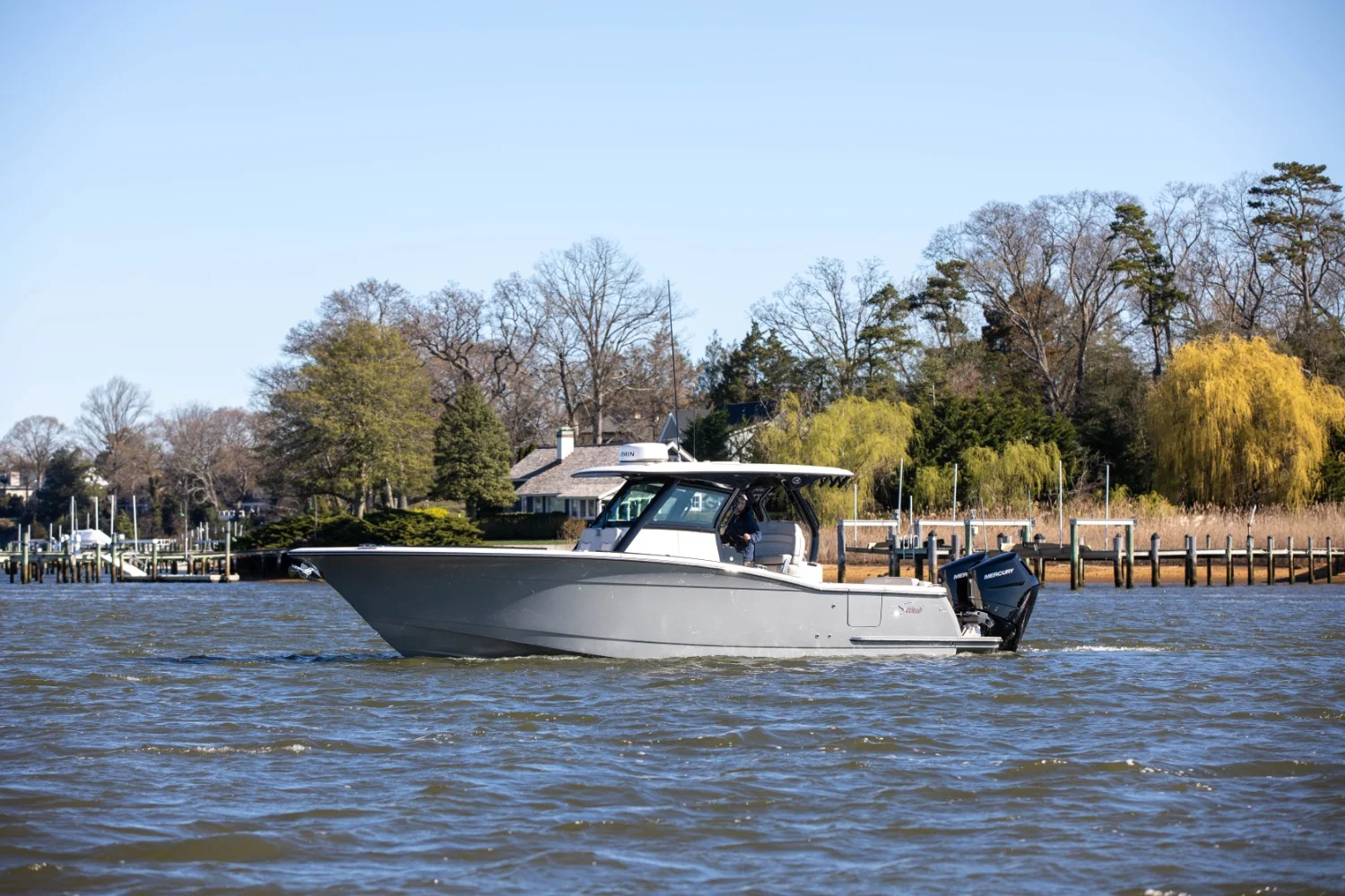 2026 Scout 330 LXF Image Thumbnail #1