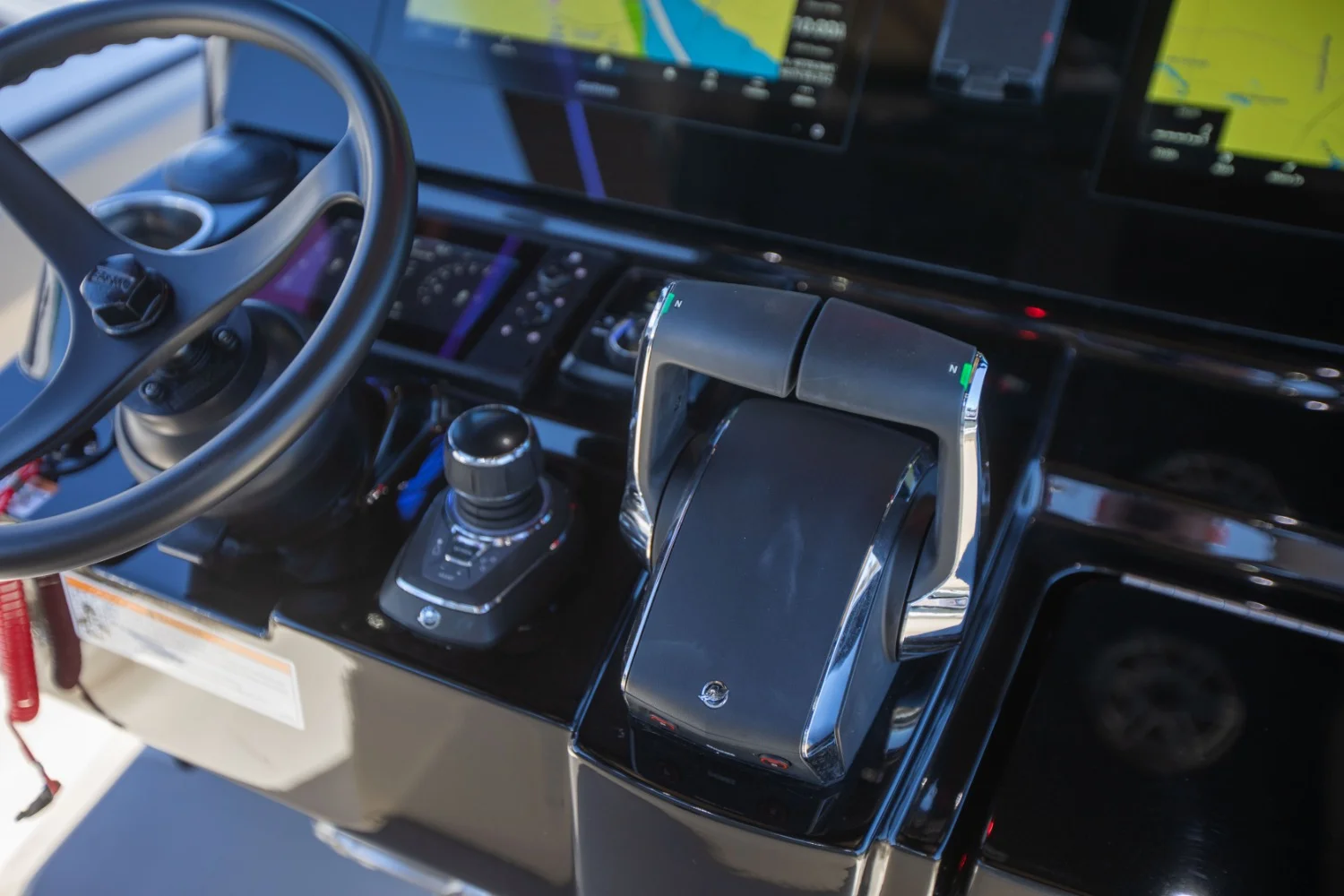 2026 Scout 330 LXF Image Thumbnail #42