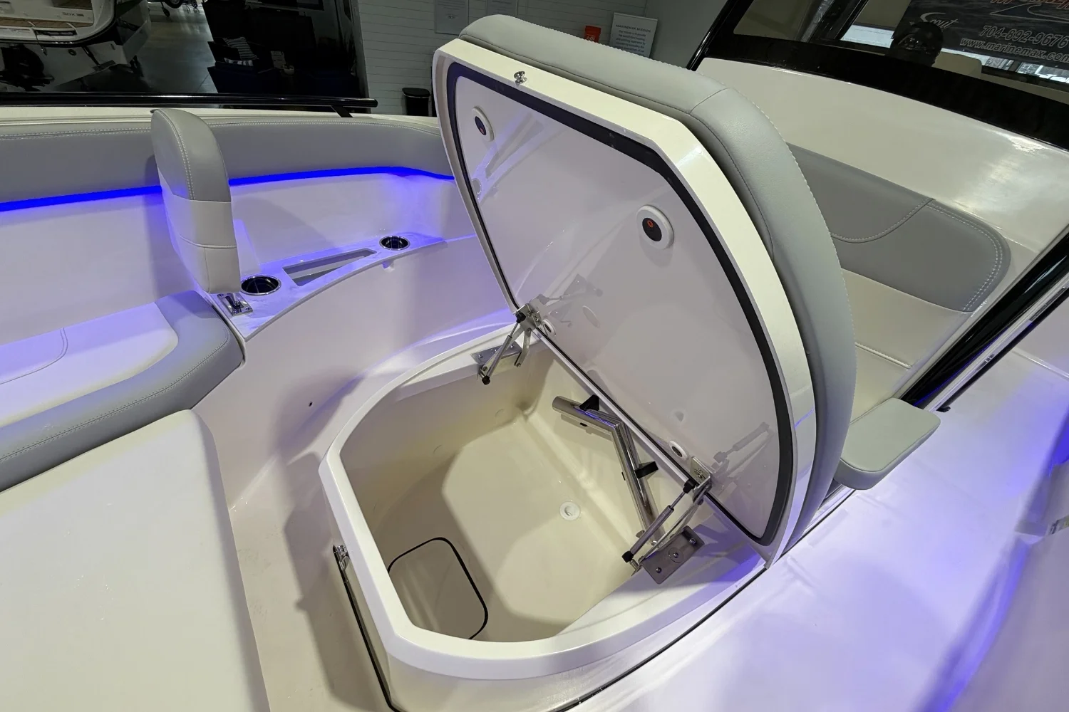 2026 Scout 240 XSF Image Thumbnail #34