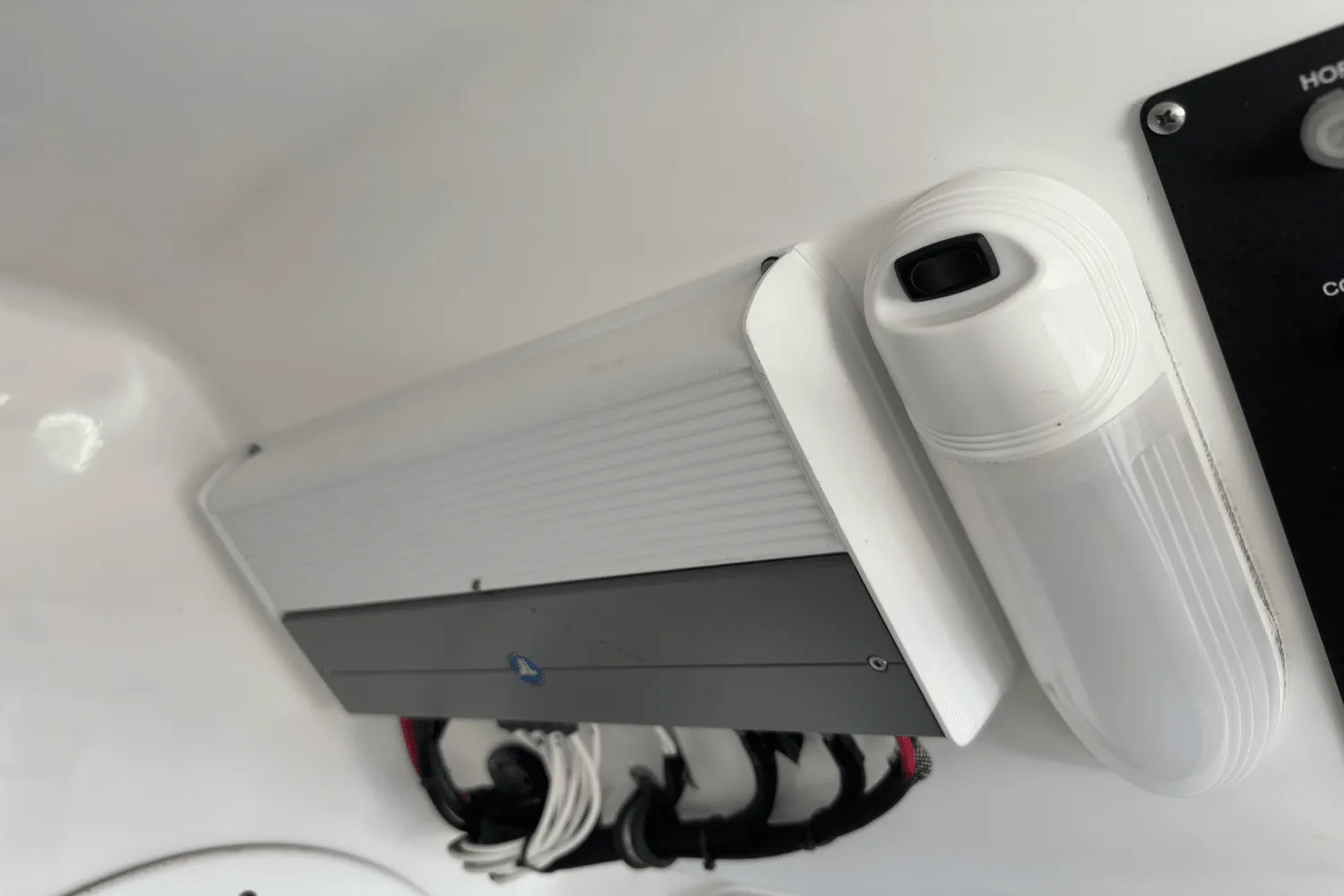 2017 Everglades 243 CENTER CONSOLE Image Thumbnail #11