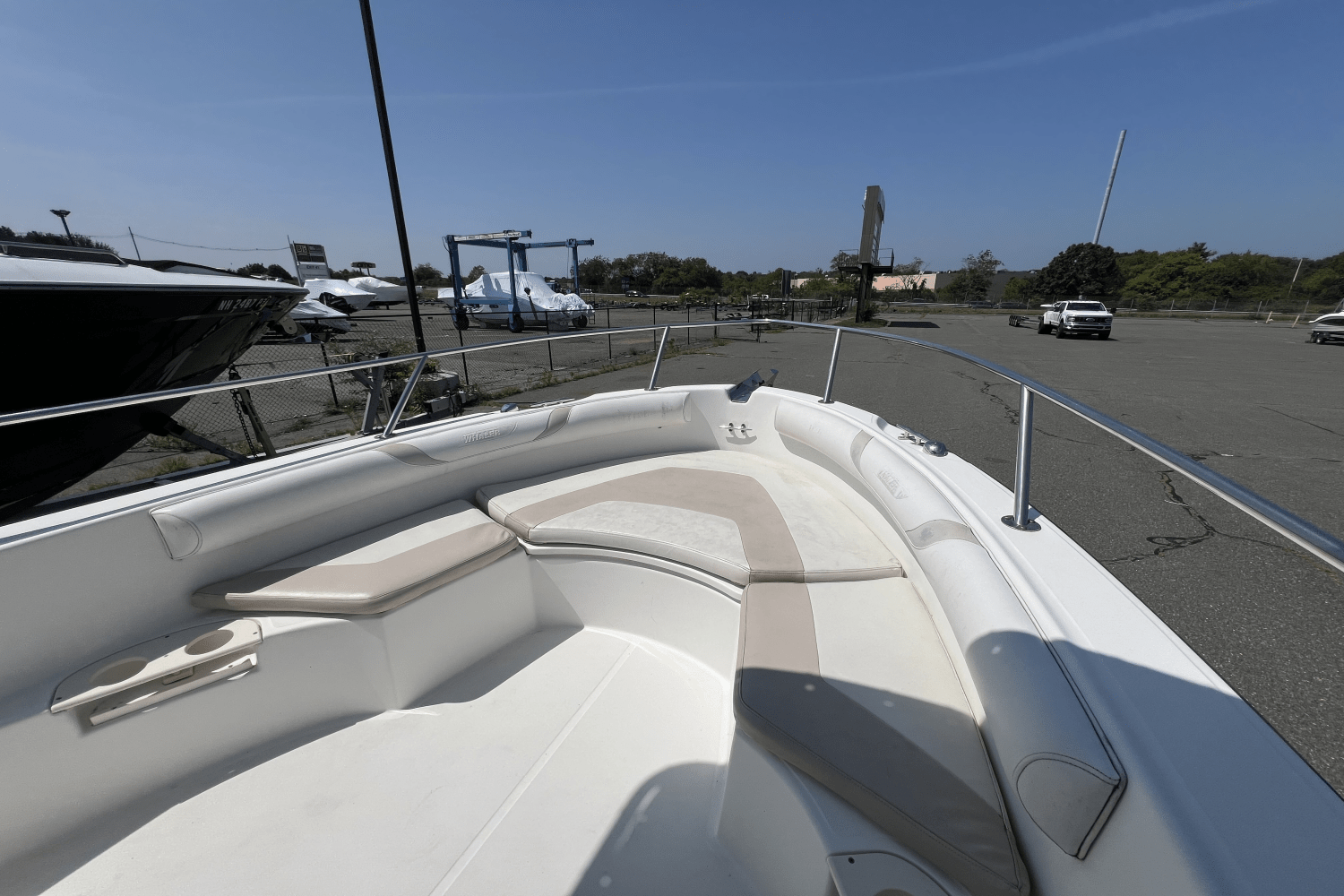 2007 Boston Whaler 210 OUTRAGE Image Thumbnail #22