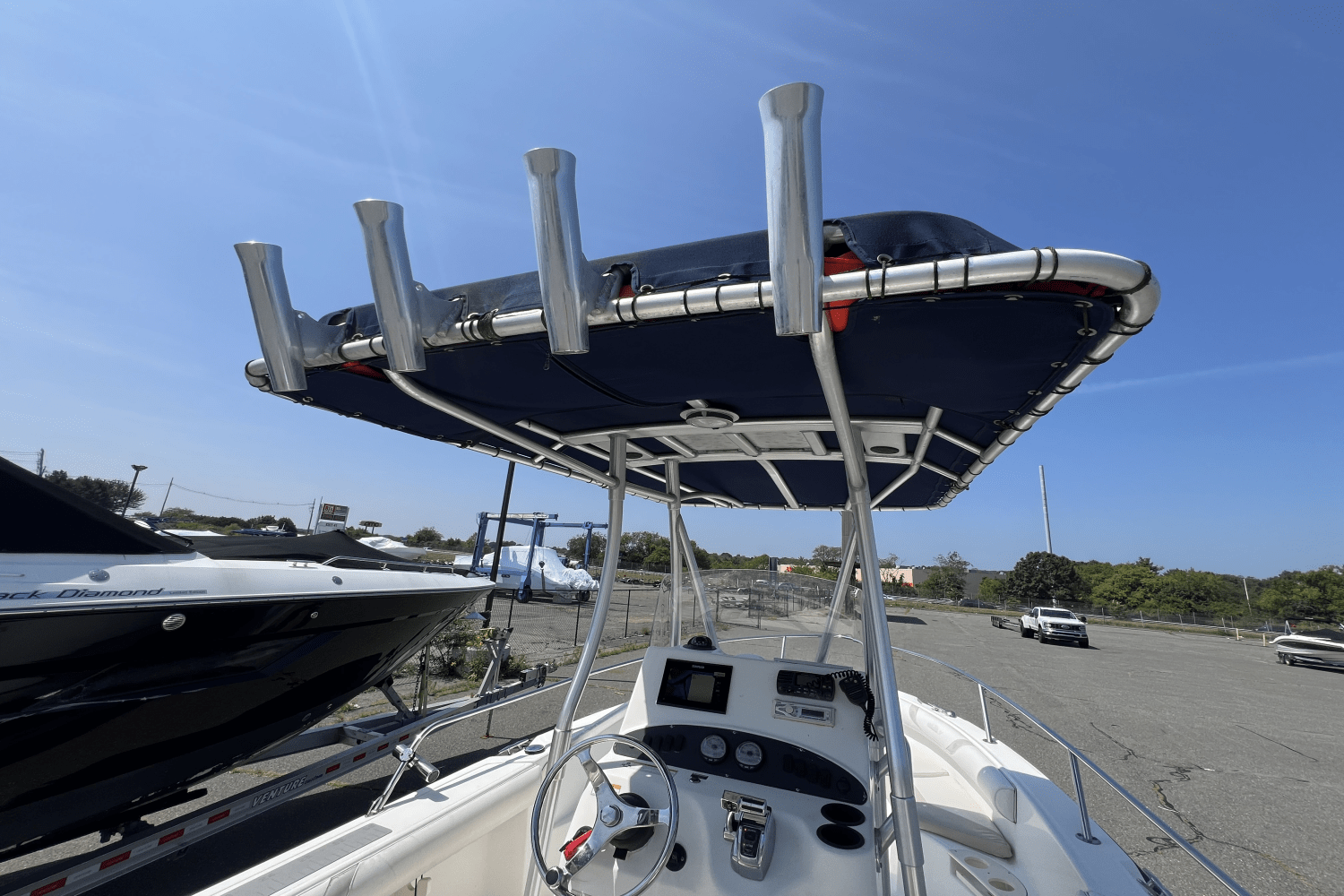 2007 Boston Whaler 210 OUTRAGE Image Thumbnail #6