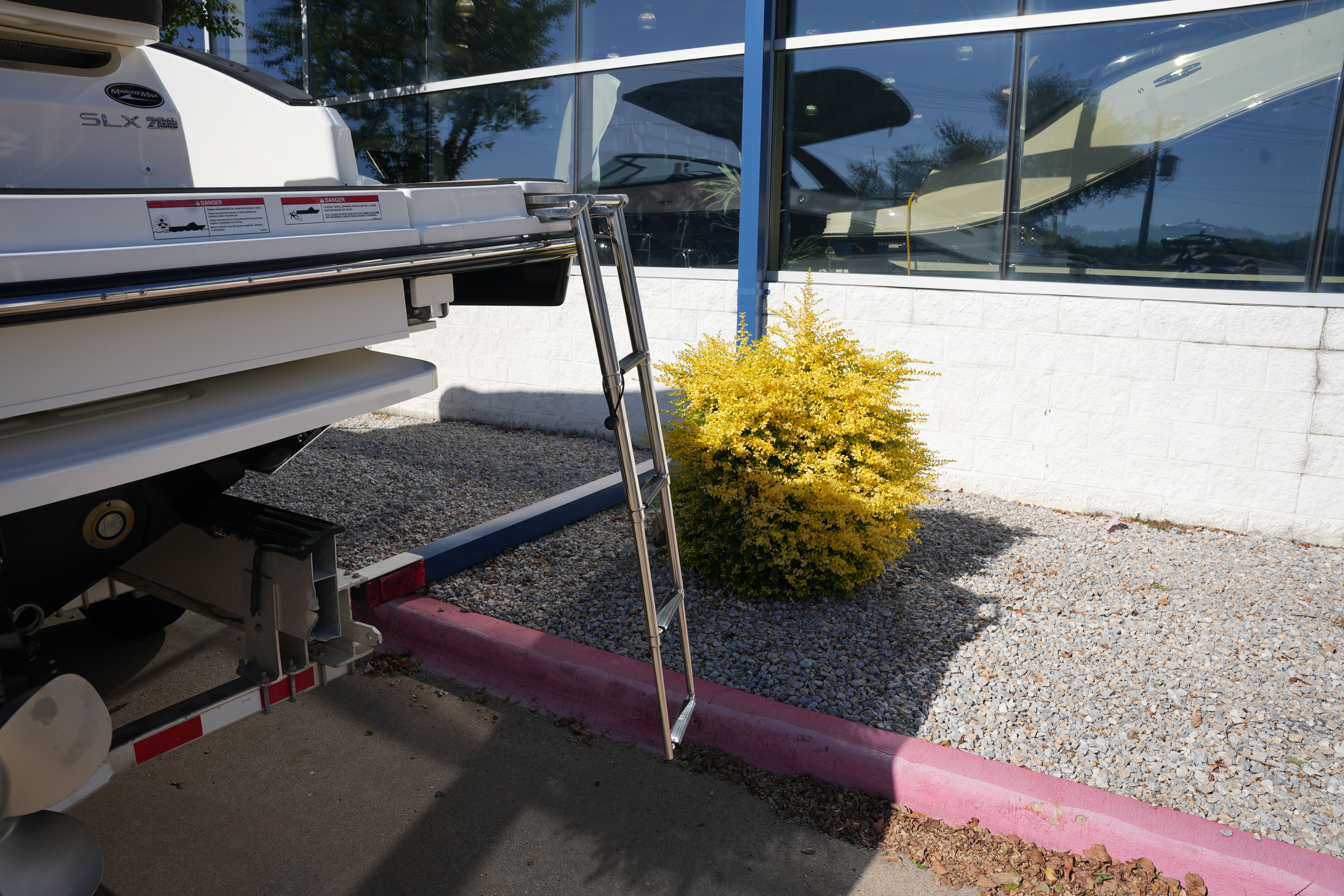 2026 Sea Ray SLX 280 Image Thumbnail #4