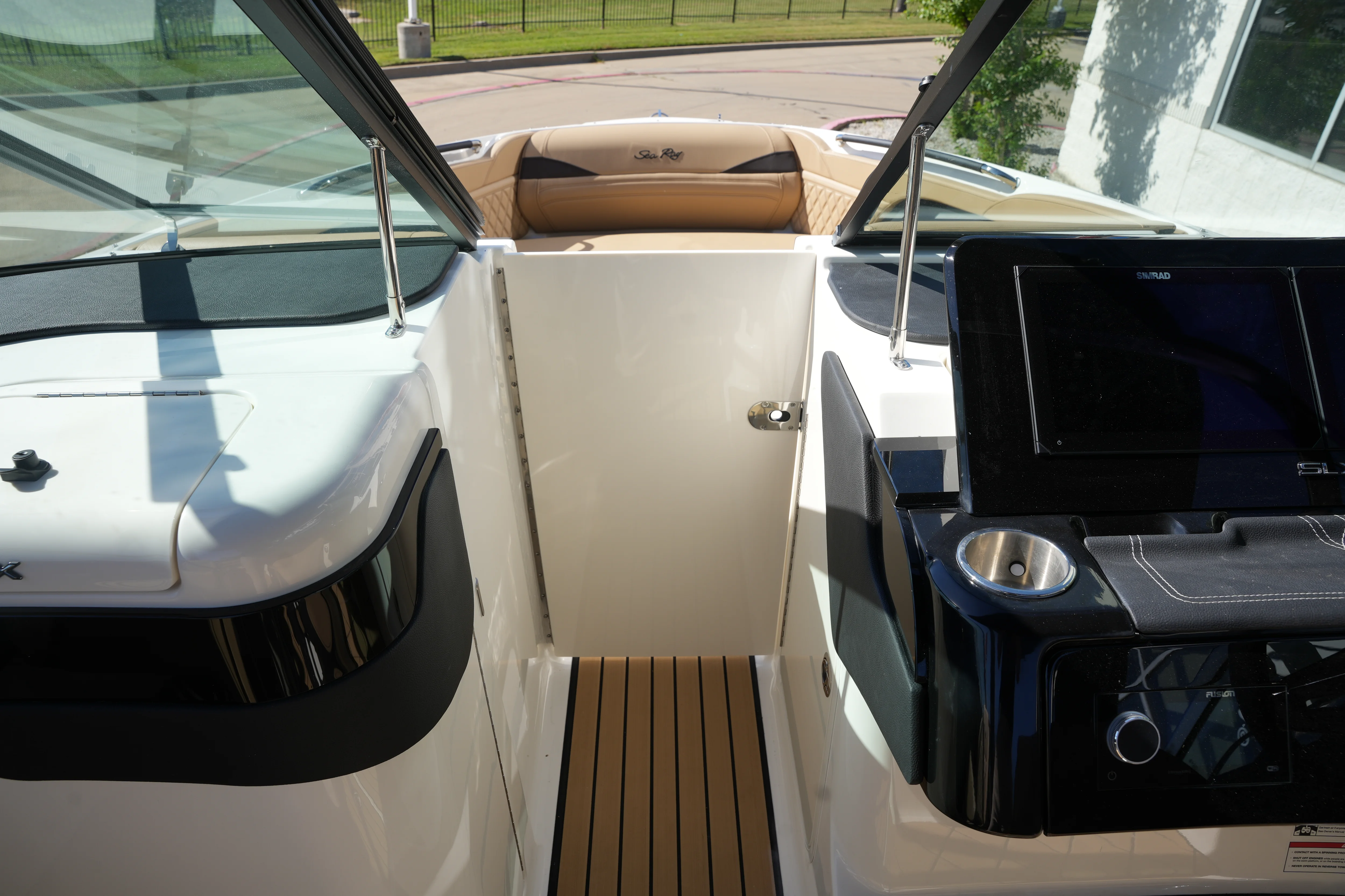 2026 Sea Ray SLX 280 Image Thumbnail #29