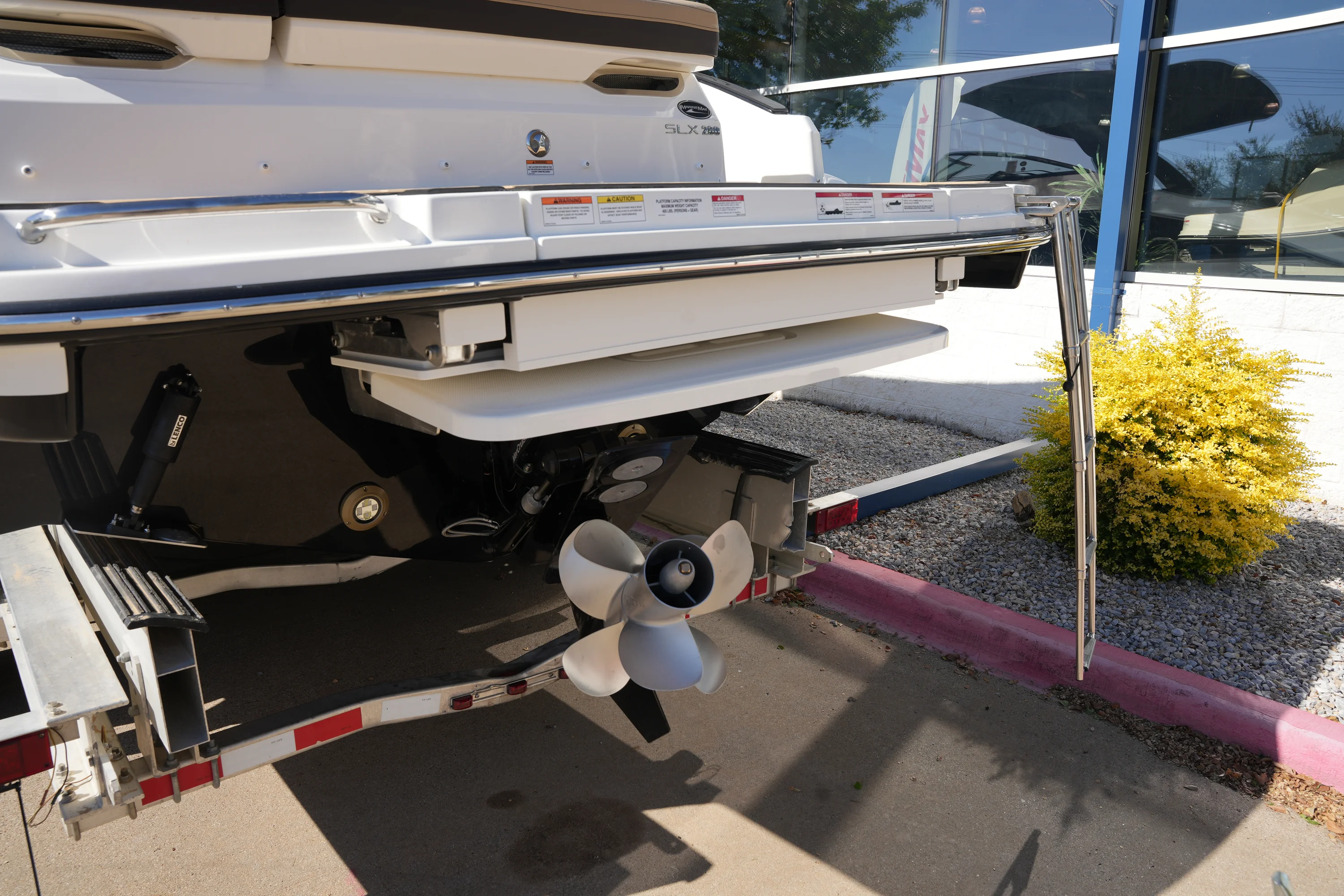 2026 Sea Ray SLX 280 Image Thumbnail #3