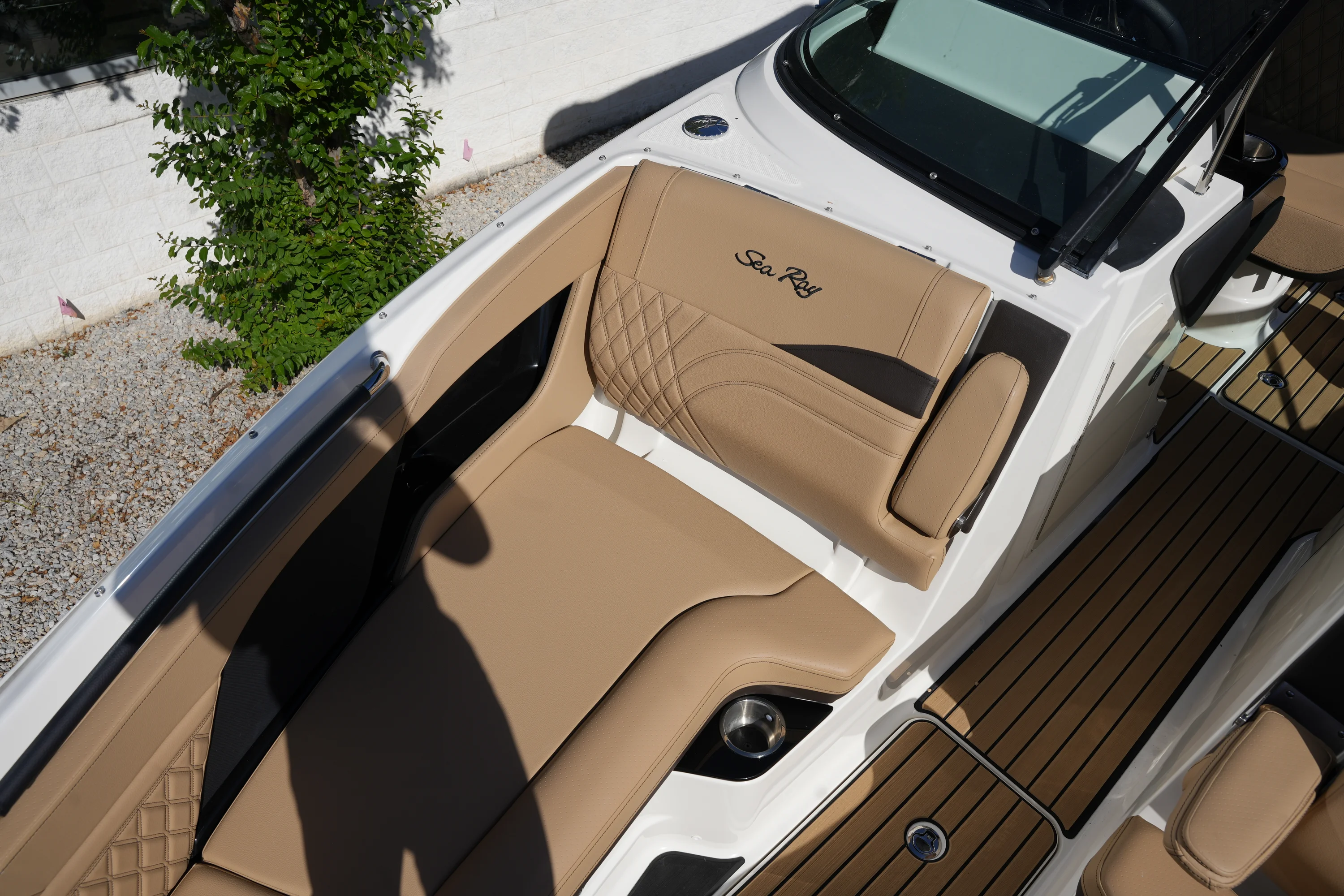 2026 Sea Ray SLX 280 Image Thumbnail #32