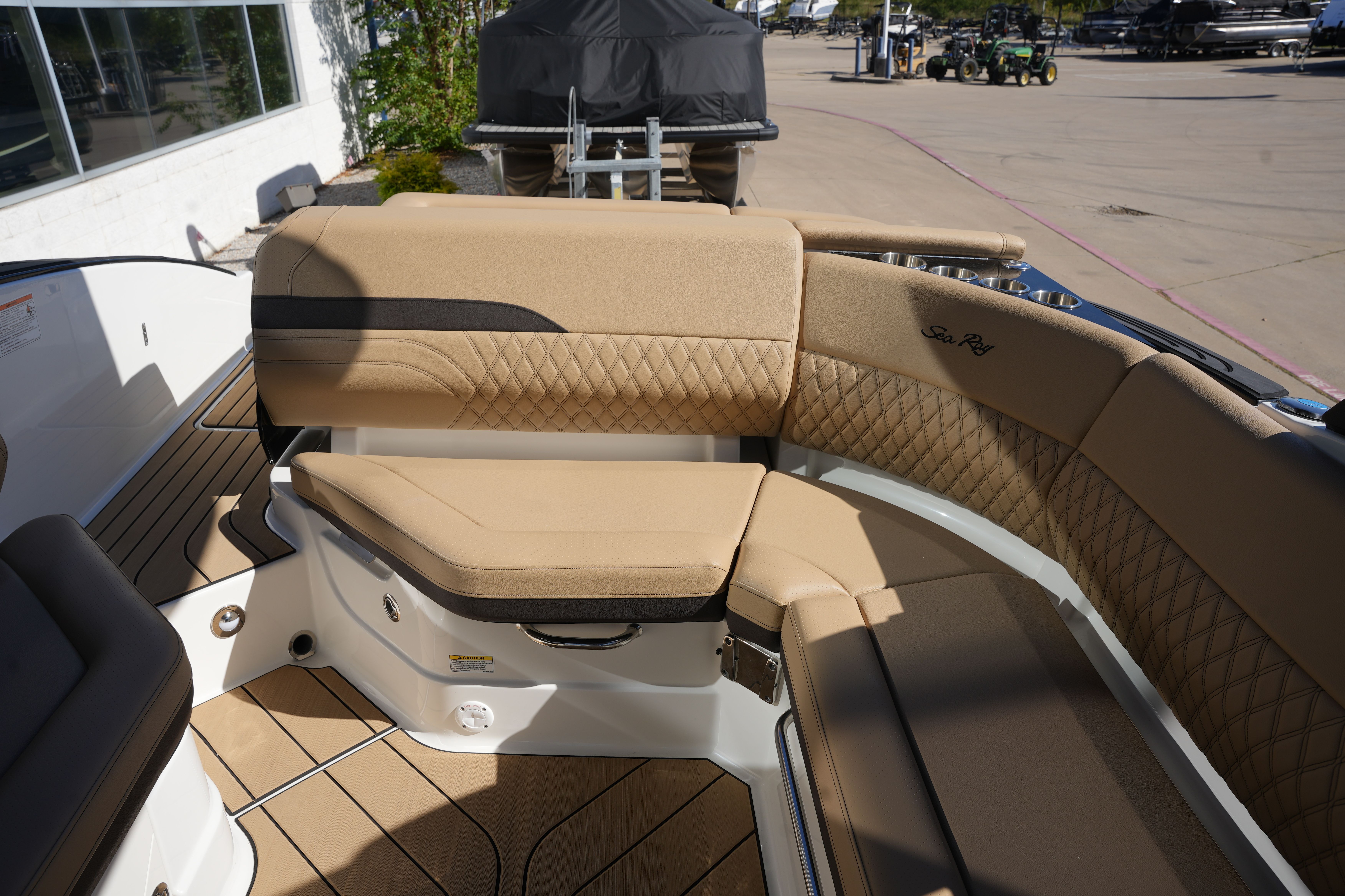 2026 Sea Ray SLX 280 Image Thumbnail #13