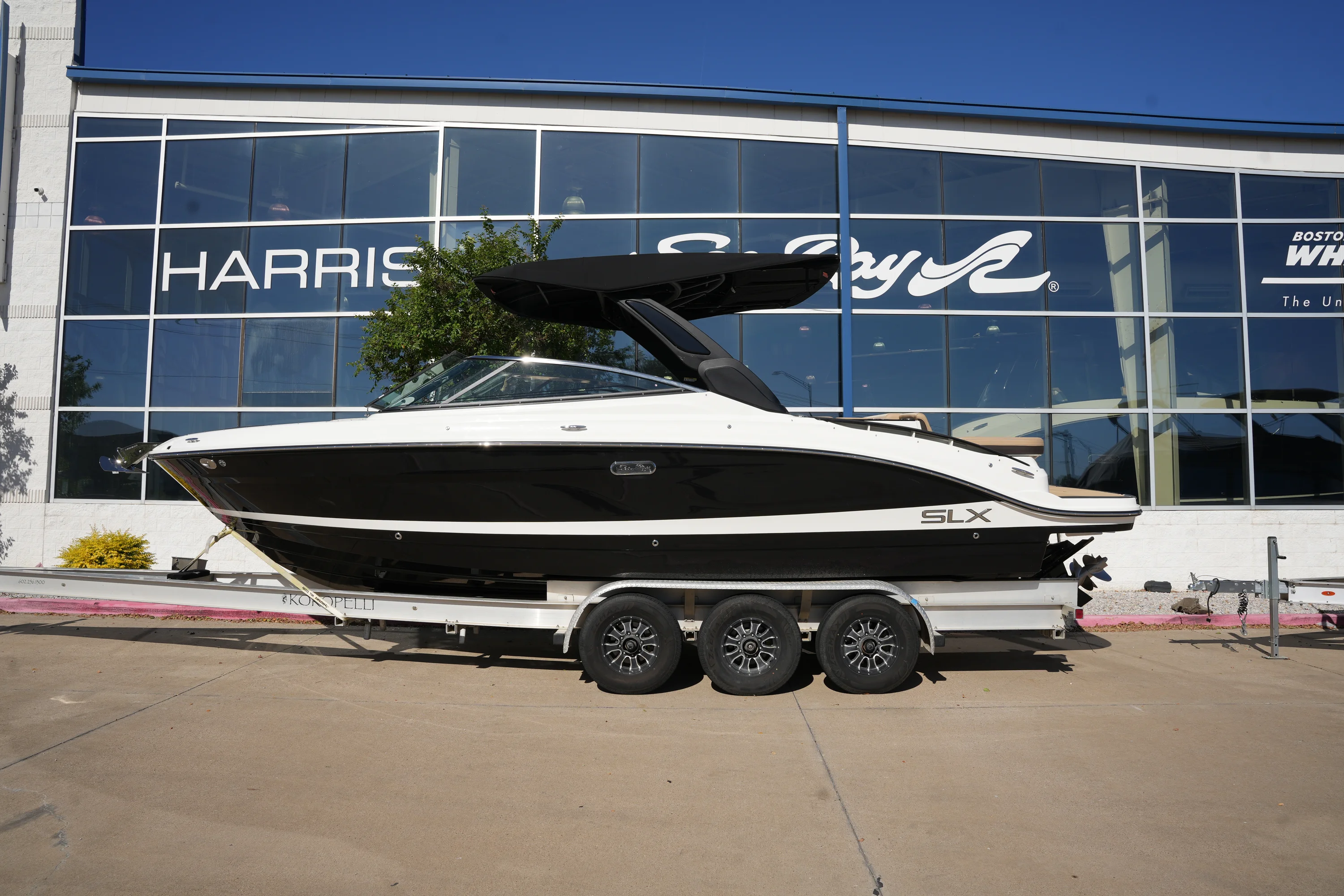 2026 Sea Ray SLX 280 Image Thumbnail #0