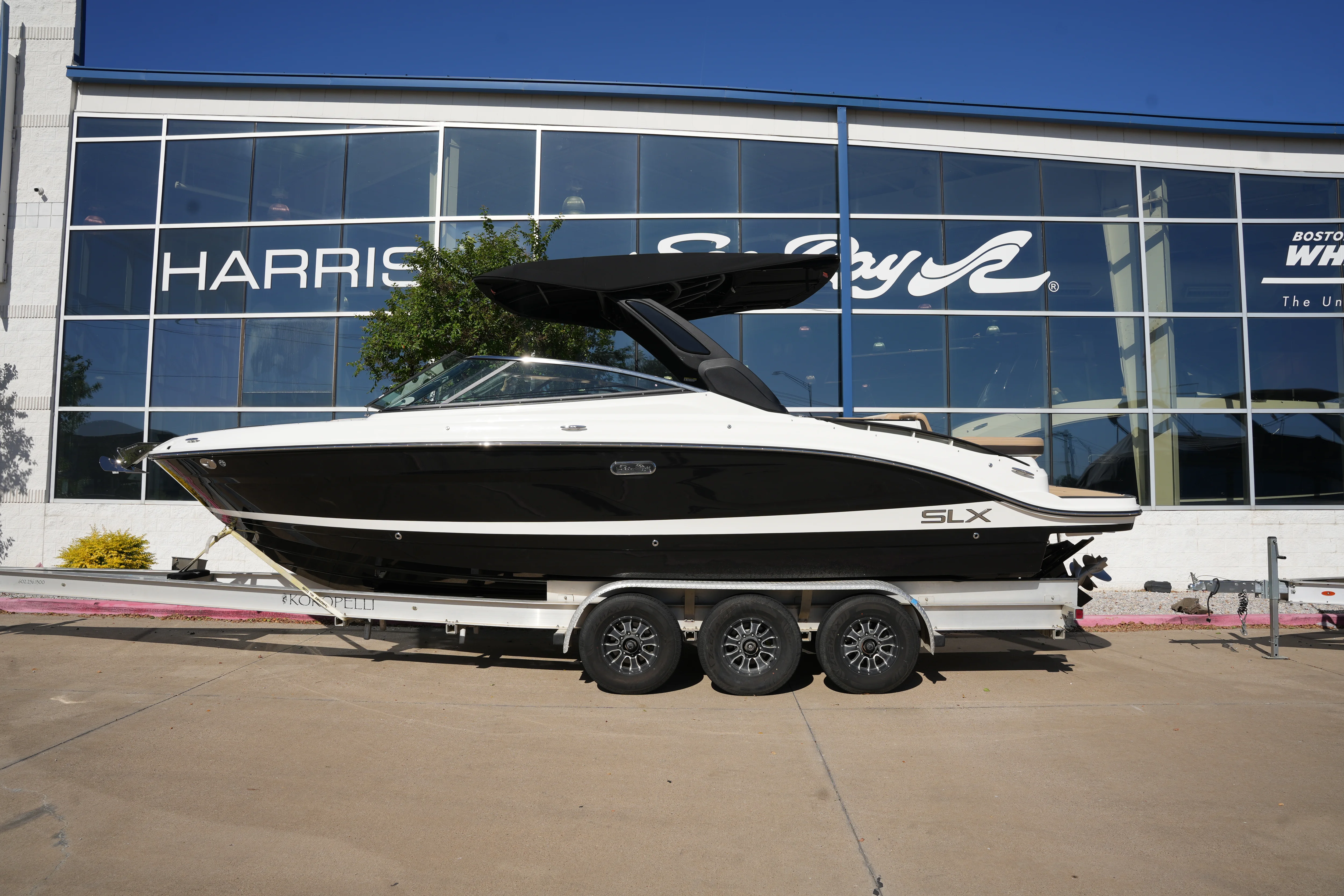 2026 Sea Ray SLX 280 Image Thumbnail #0