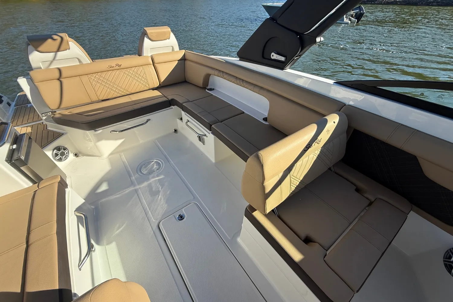 2026 Sea Ray SDX 290 Image Thumbnail #15