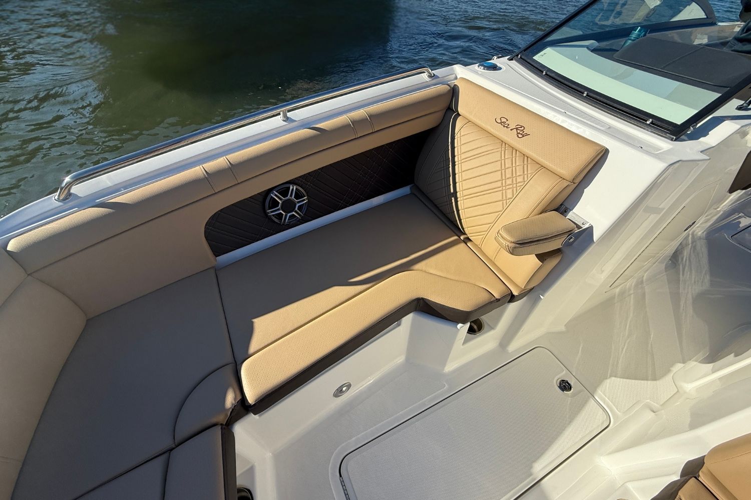 2026 Sea Ray SDX 290 Image Thumbnail #32