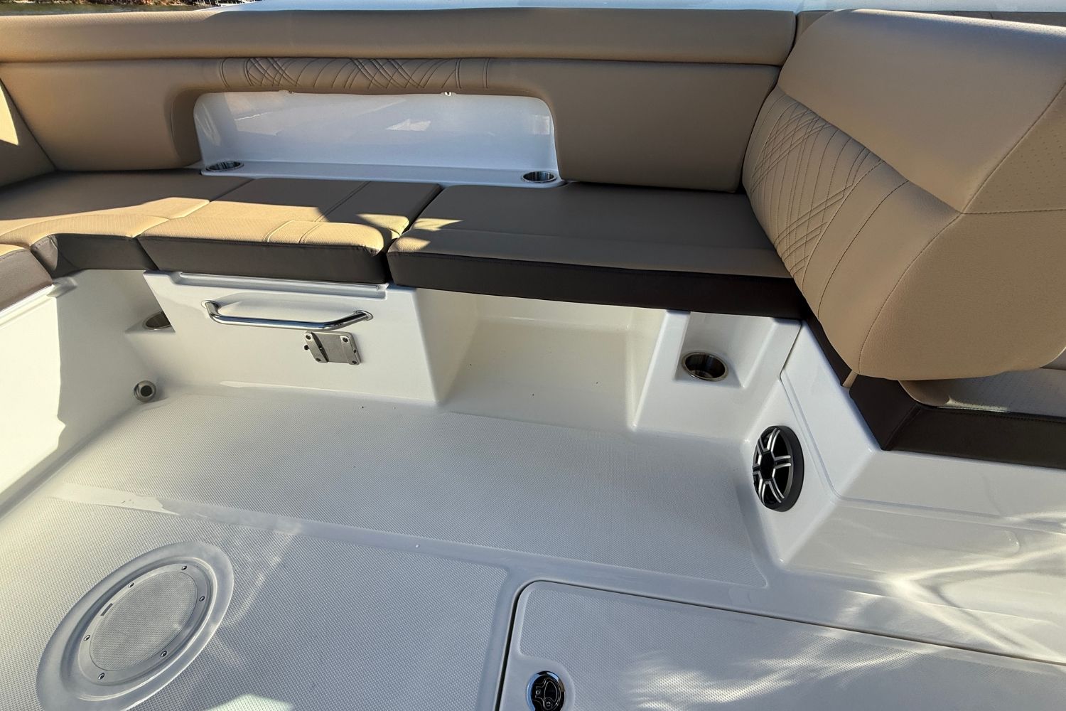 2026 Sea Ray SDX 290 Image Thumbnail #17