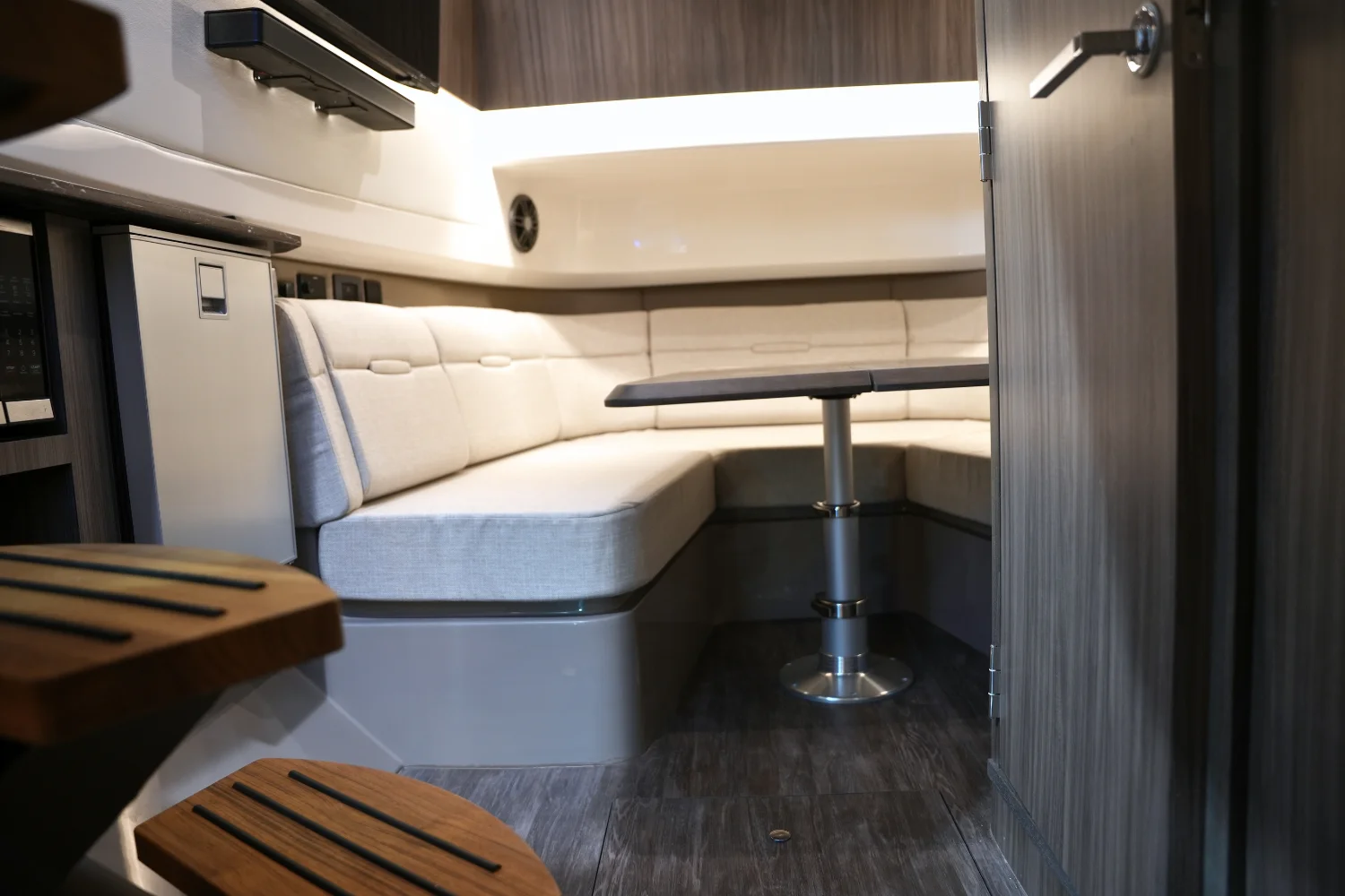 2026 Sea Ray SLX 400 Image Thumbnail #54