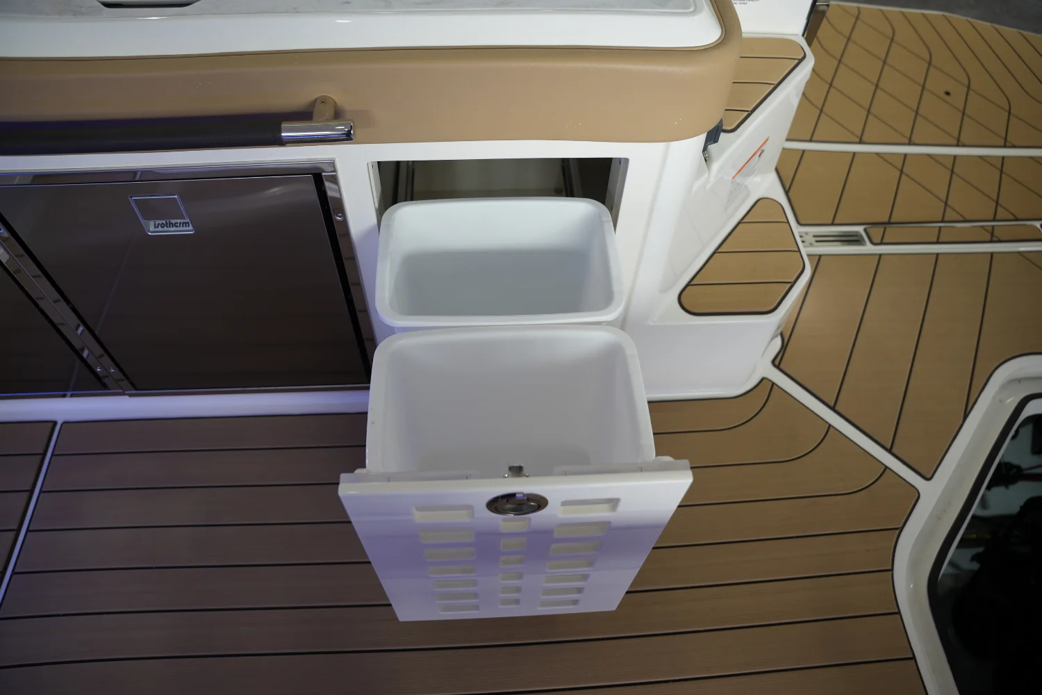 2026 Sea Ray SLX 400 Image Thumbnail #29