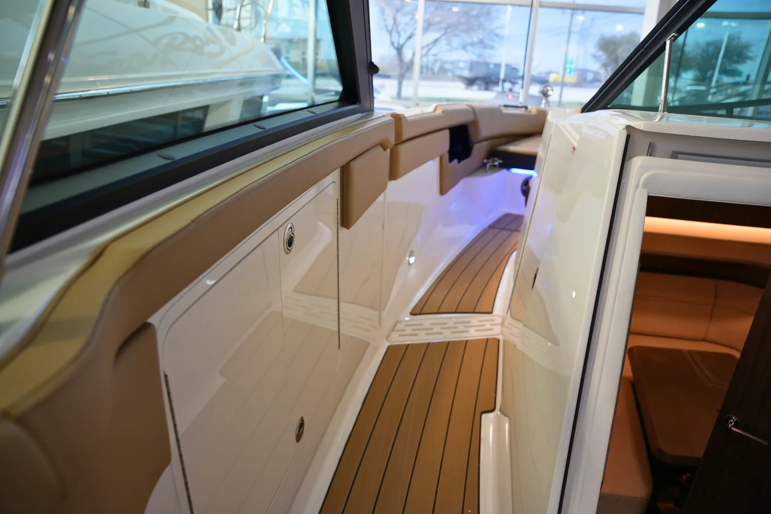 2026 Sea Ray SLX 400 Image Thumbnail #41