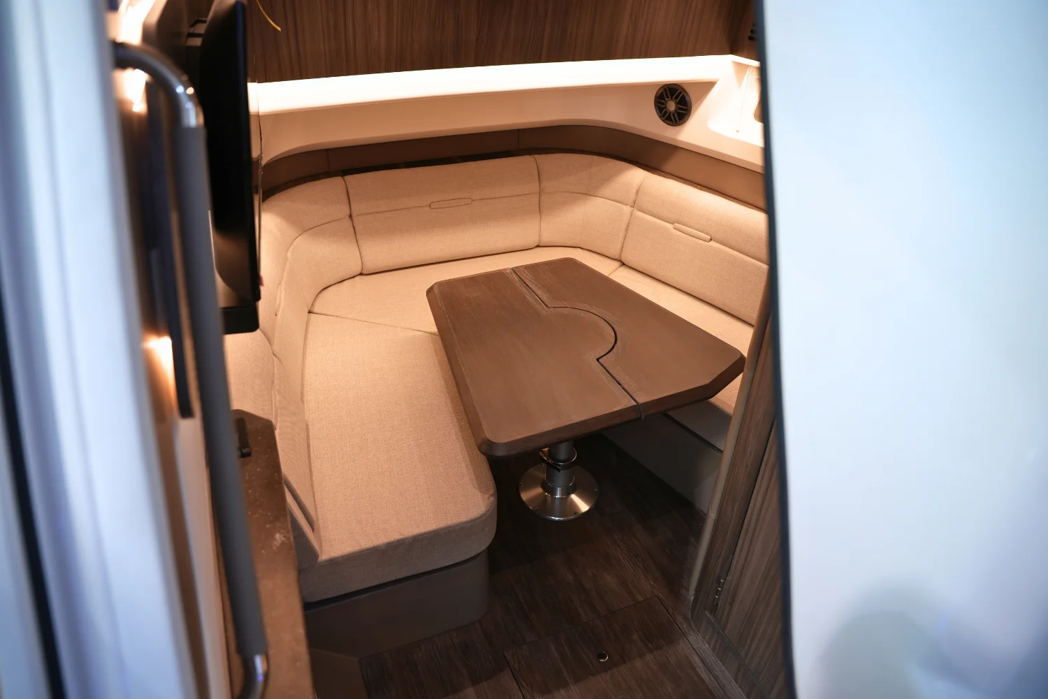 2026 Sea Ray SLX 400 Image Thumbnail #53