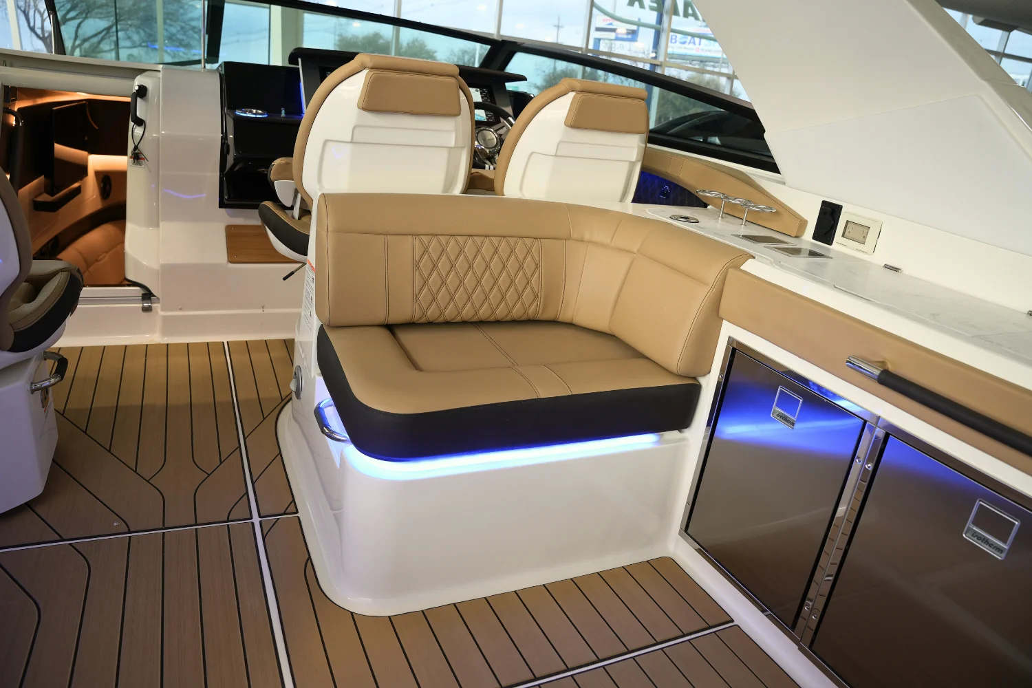 2026 Sea Ray SLX 400 Image Thumbnail #19