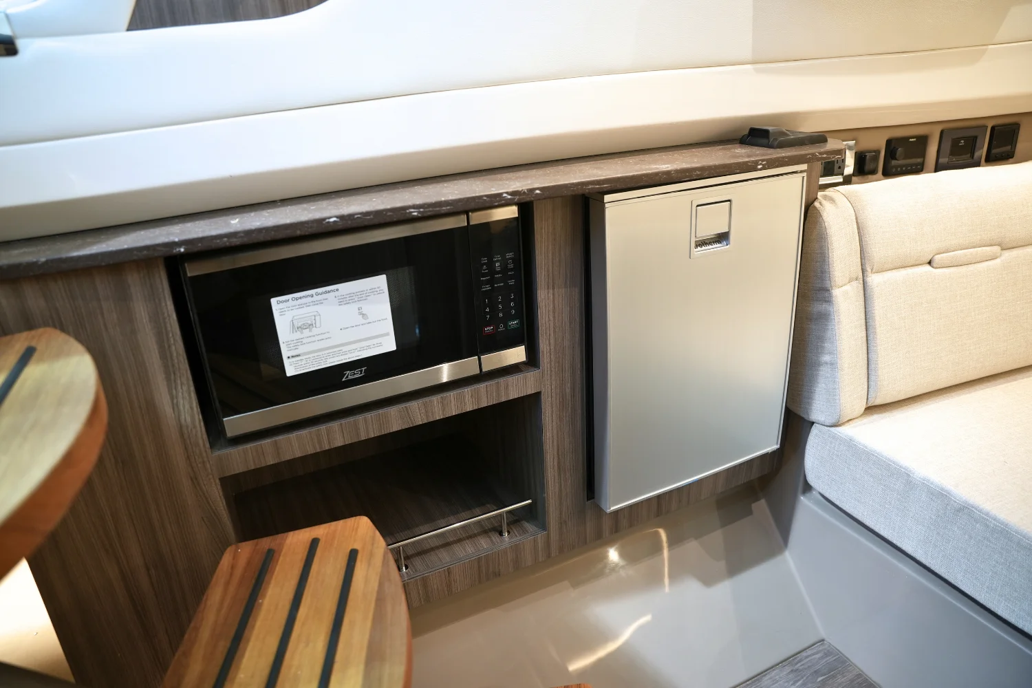 2026 Sea Ray SLX 400 Image Thumbnail #56