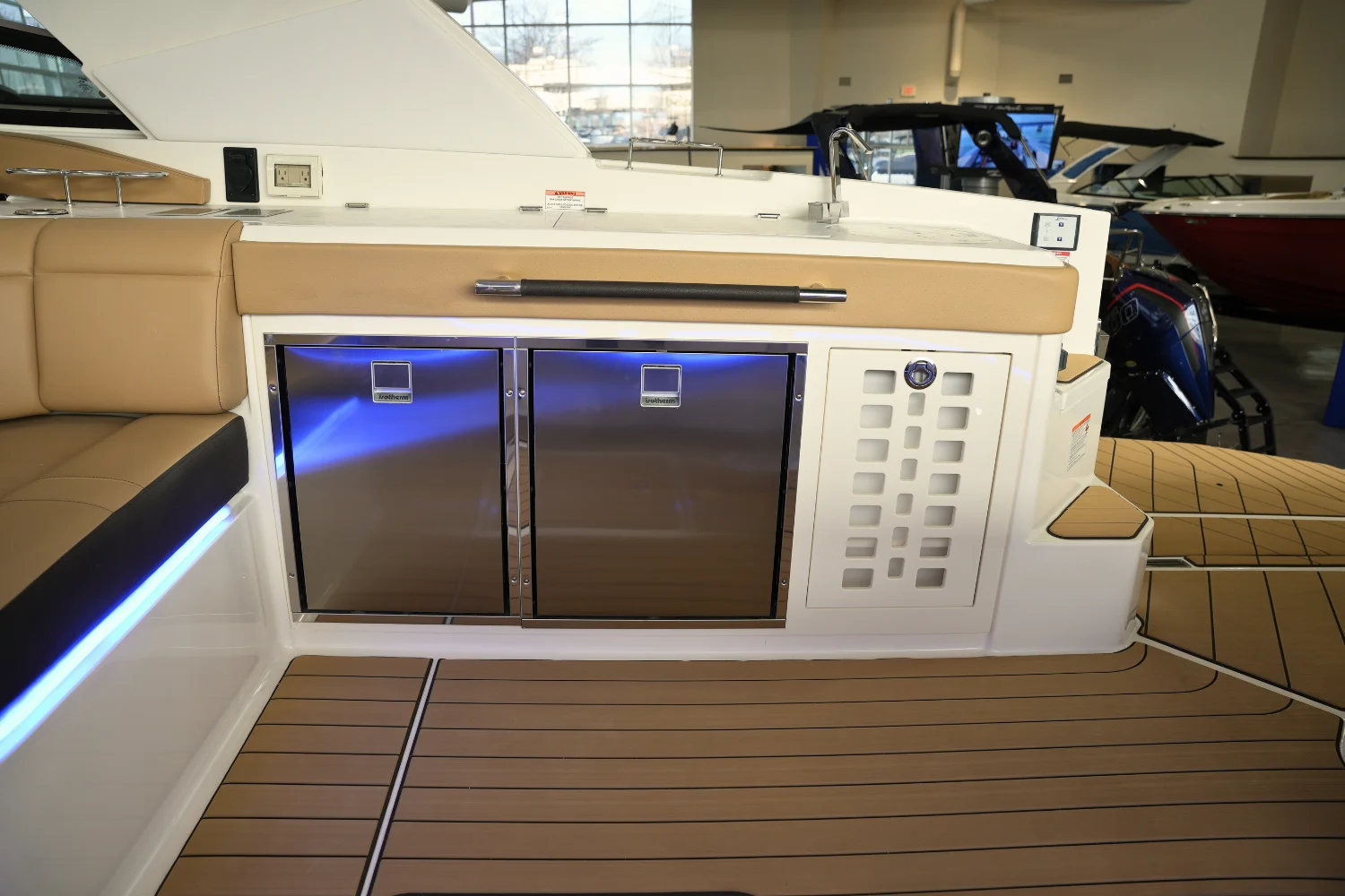 2026 Sea Ray SLX 400 Image Thumbnail #26