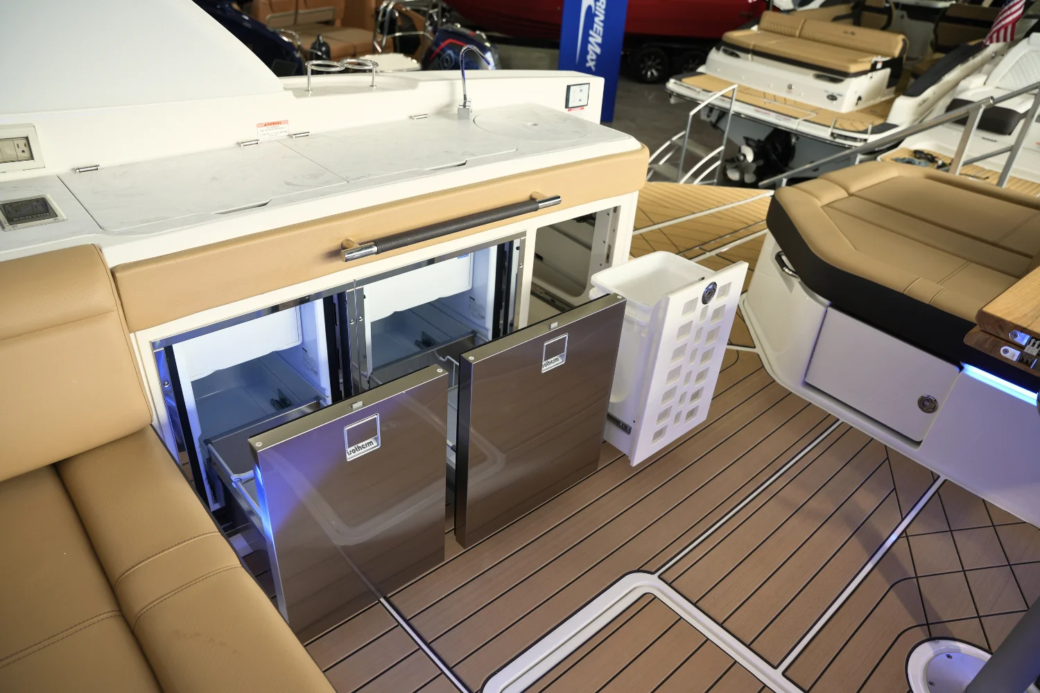 2026 Sea Ray SLX 400 Image Thumbnail #27