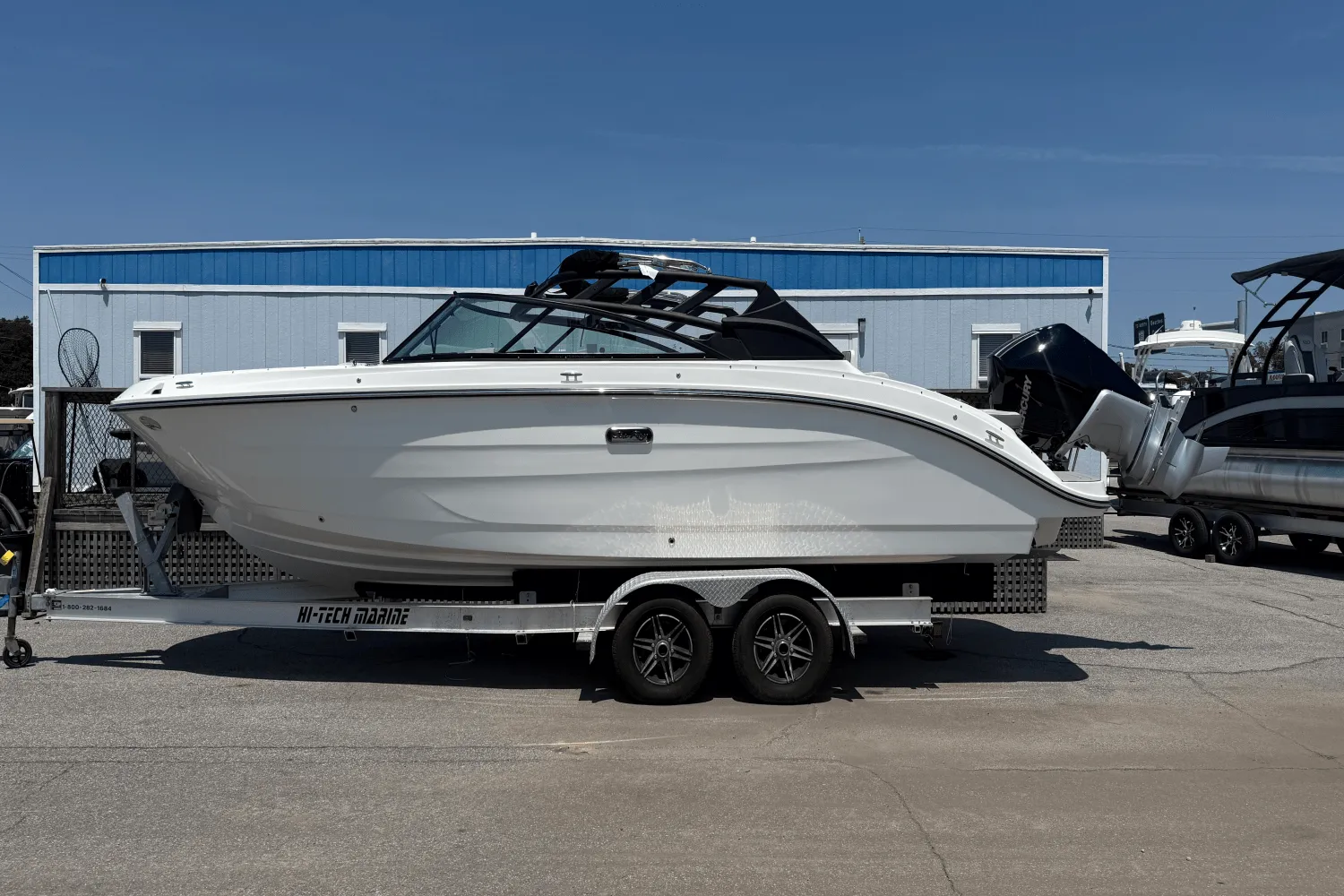 2026 Sea Ray SDX 250 Outboard Image Thumbnail #0