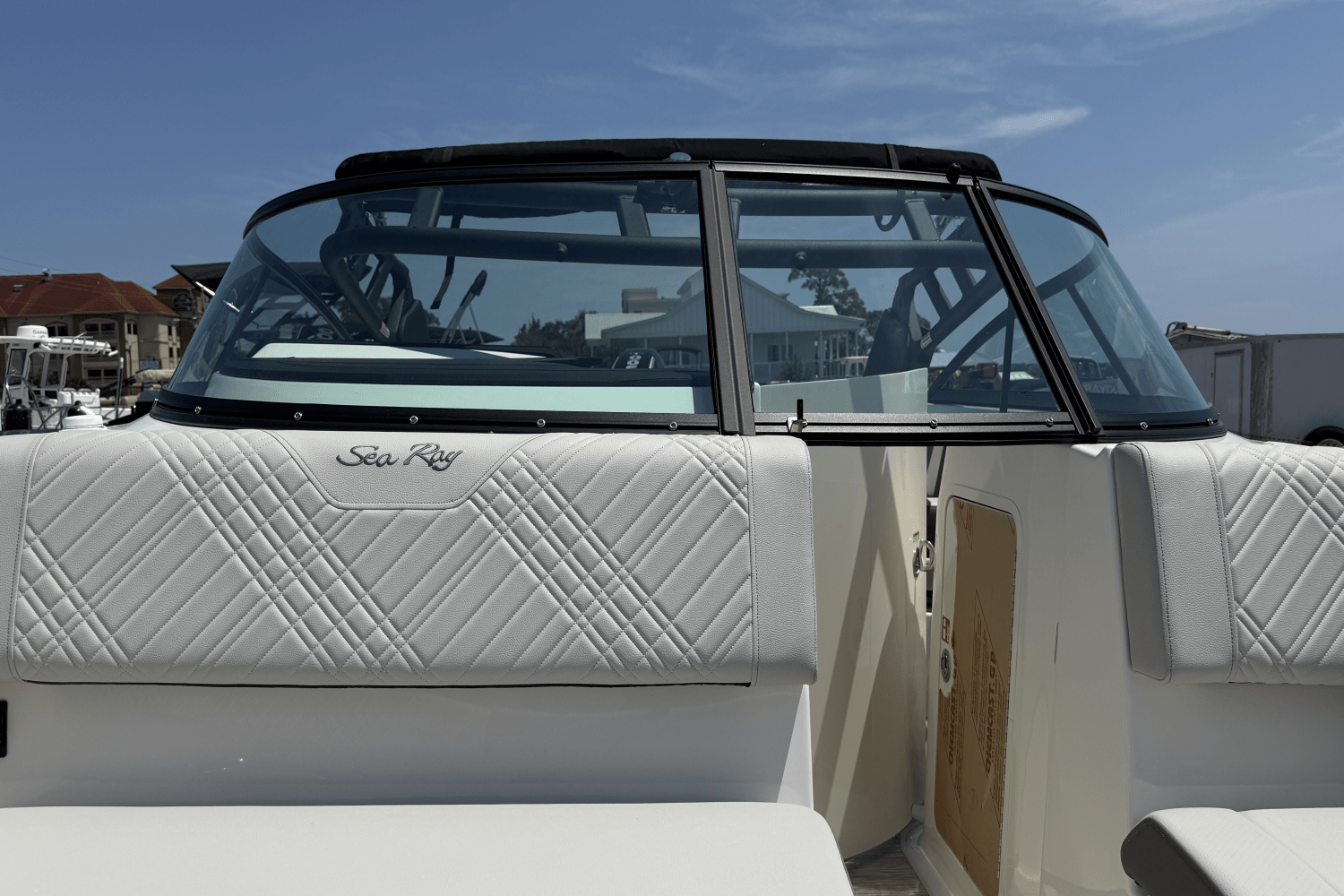 2026 Sea Ray SDX 250 Outboard Image Thumbnail #13
