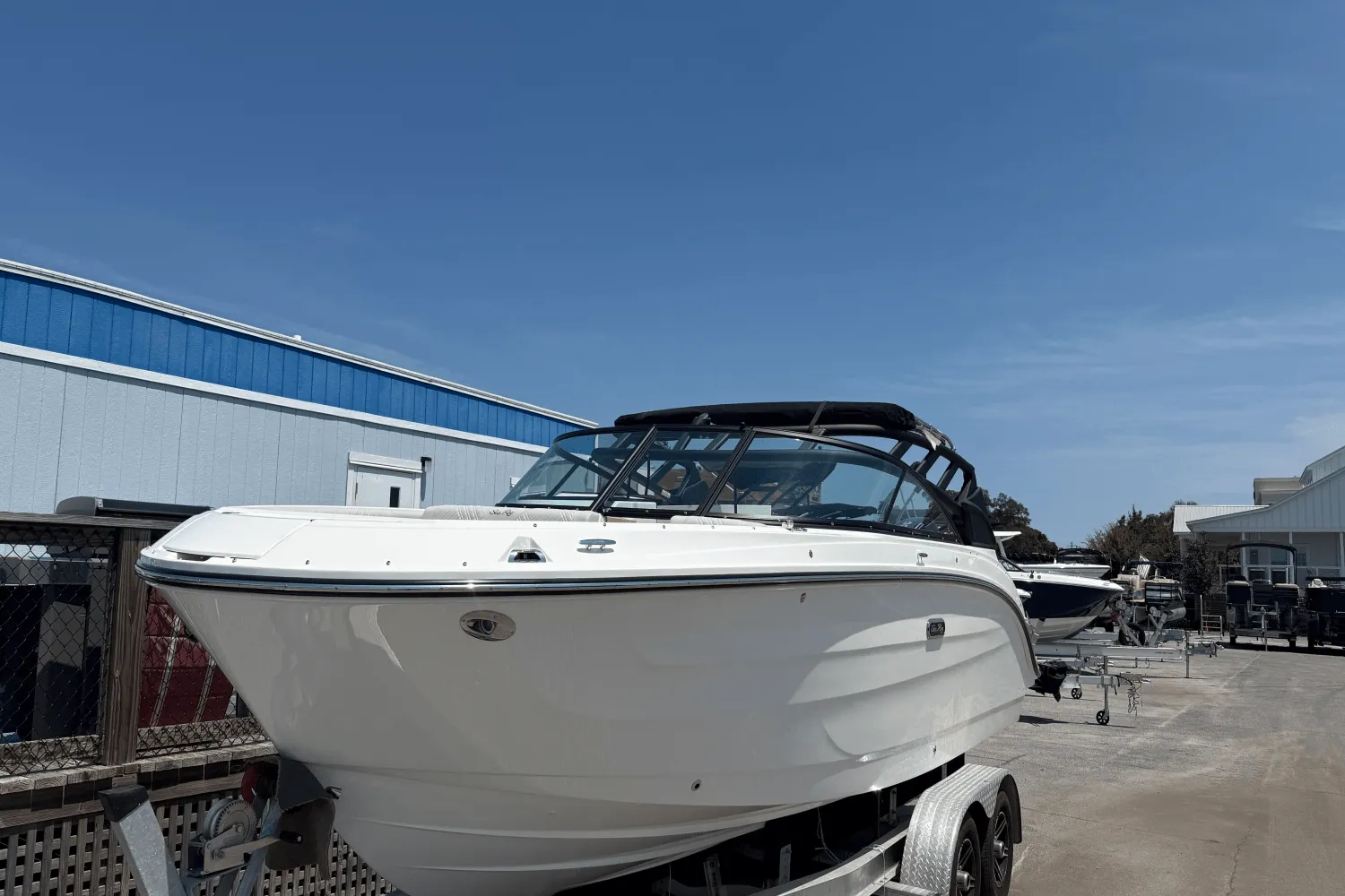 2026 Sea Ray SDX 250 Outboard Image Thumbnail #8