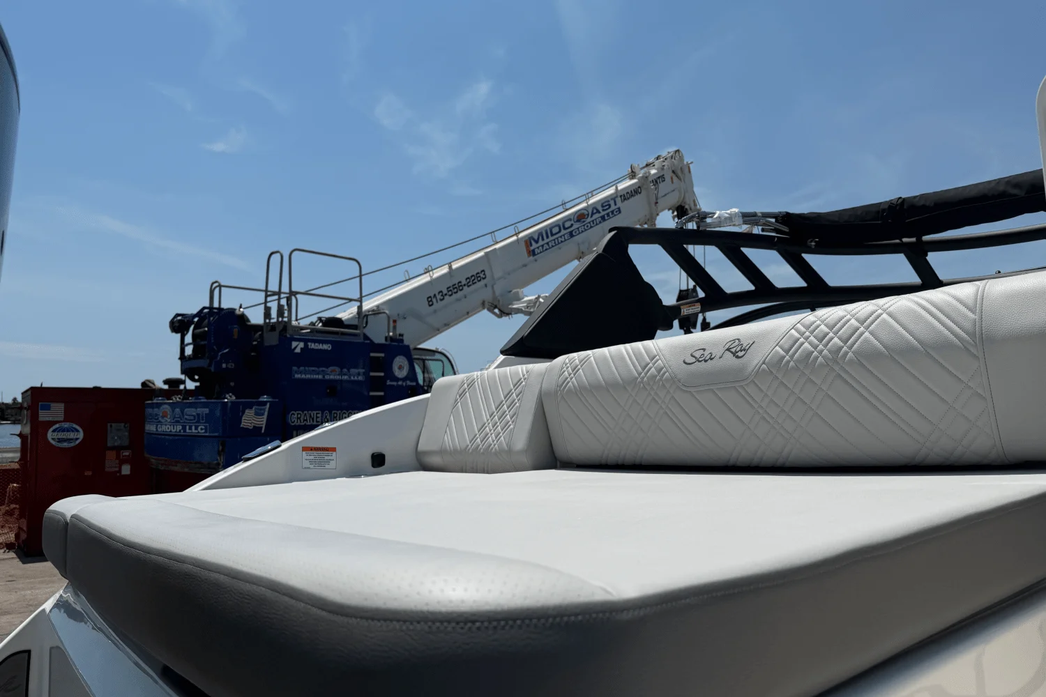 2026 Sea Ray SDX 250 Outboard Image Thumbnail #6