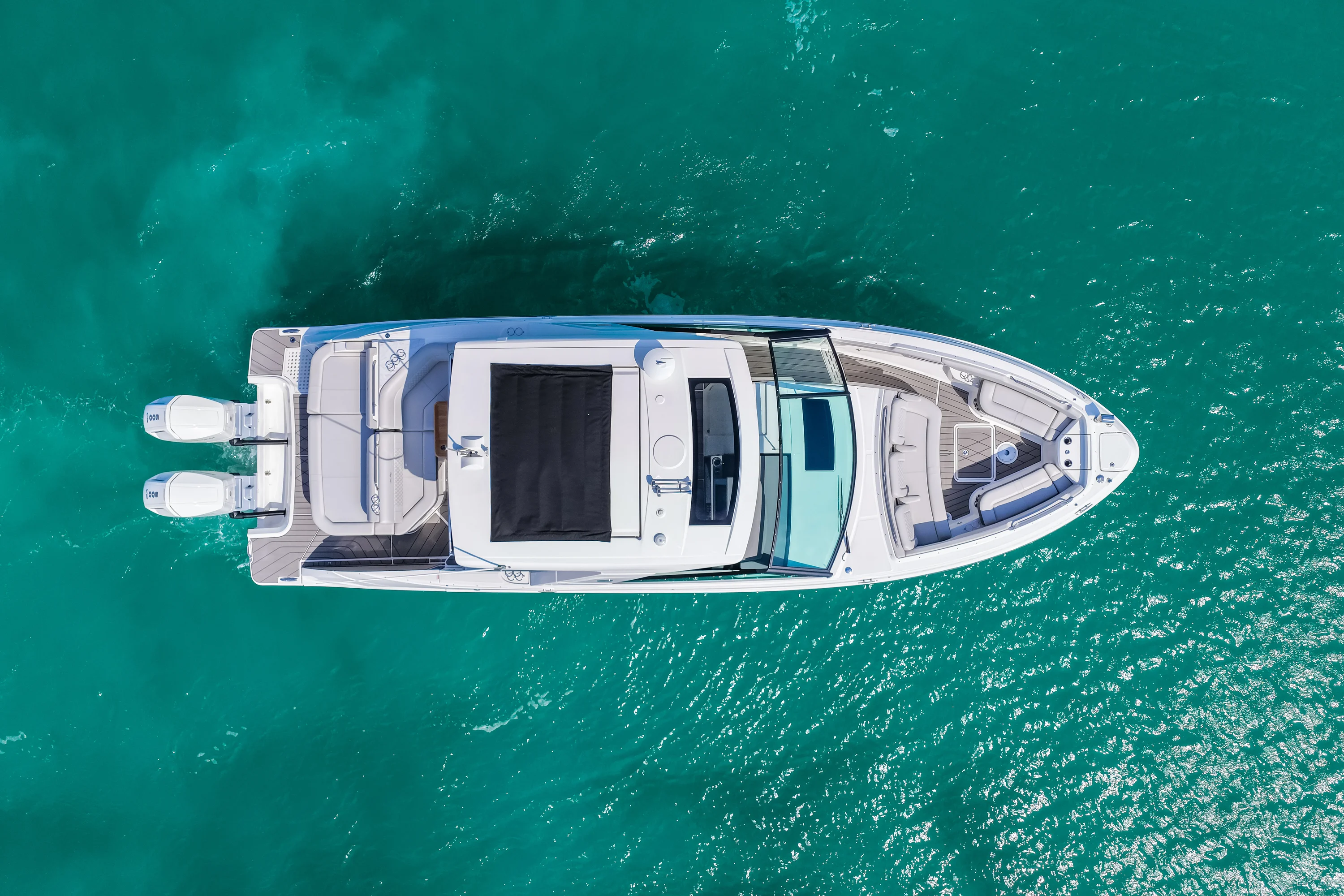 2026 Sea Ray SLX 400 Outboard Image Thumbnail #8