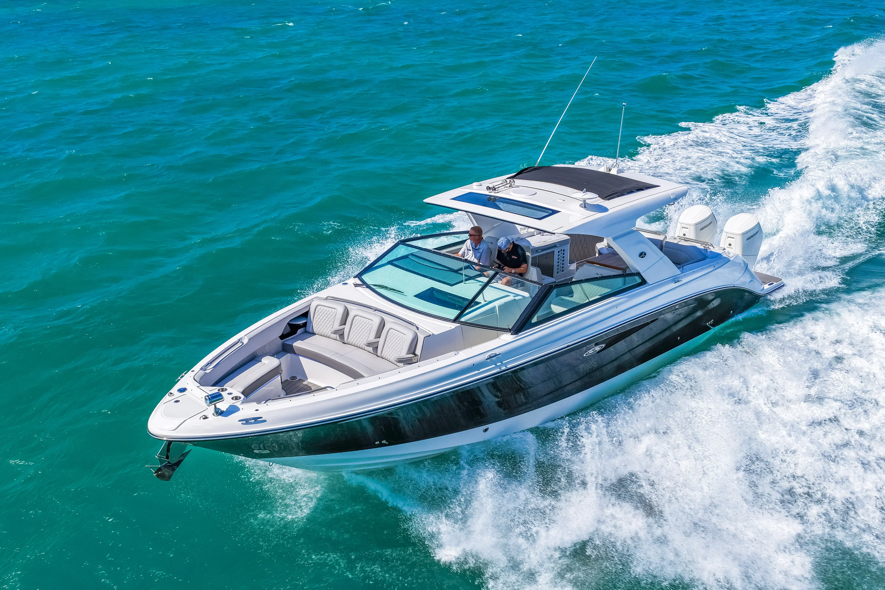 2026 Sea Ray SLX 400 Outboard Image Thumbnail #38