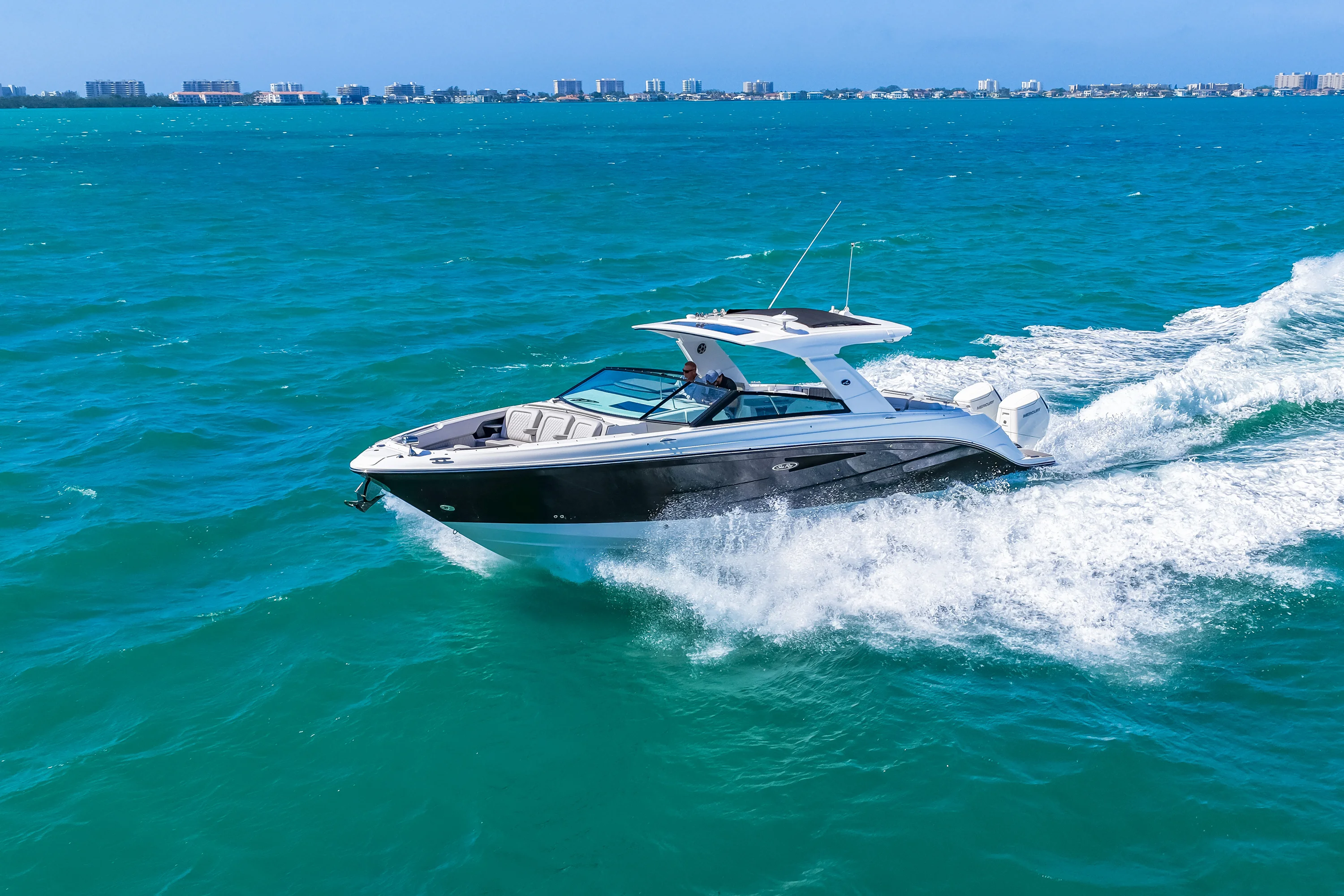 2026 Sea Ray SLX 400 Outboard Image Thumbnail #37