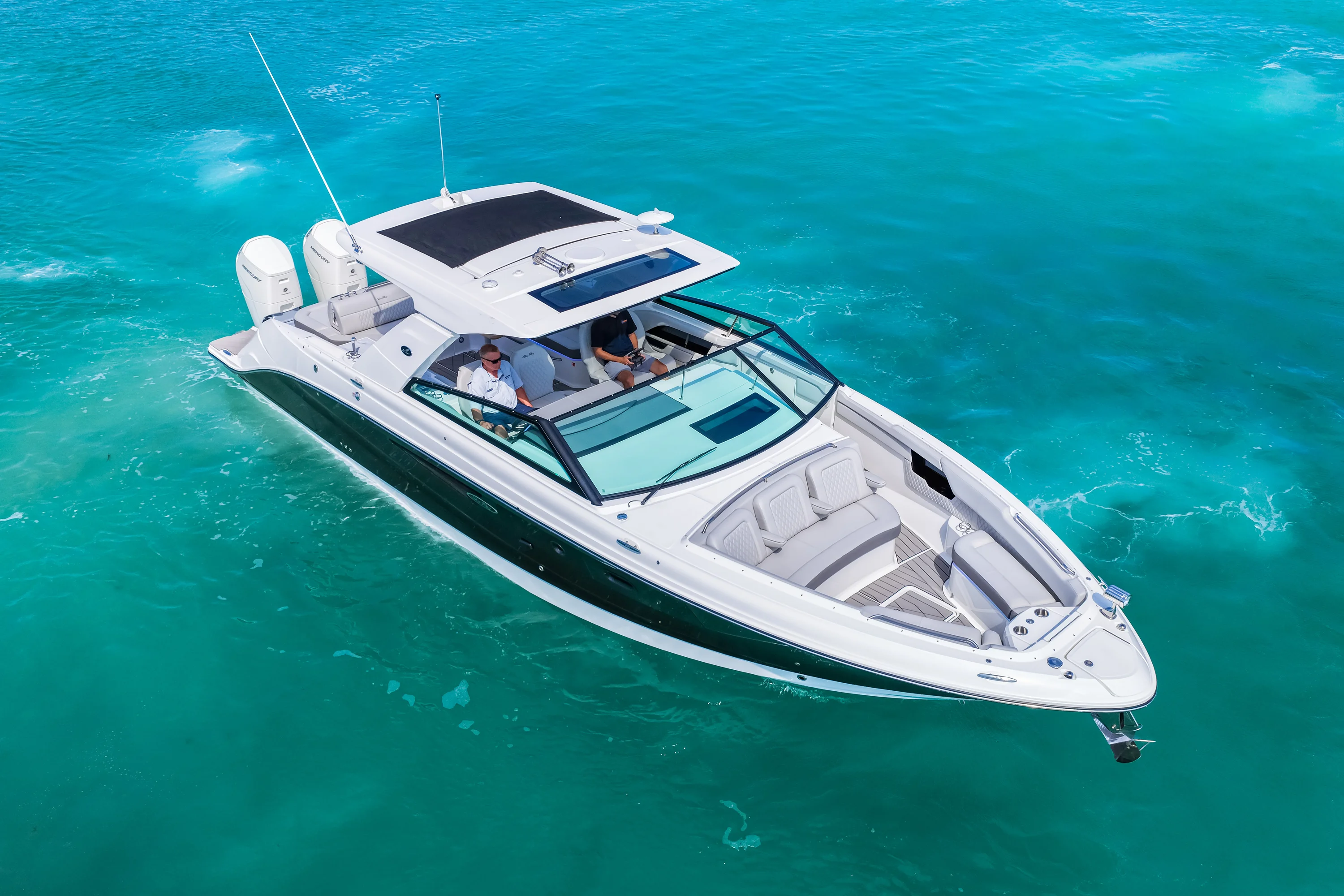 2026 Sea Ray SLX 400 Outboard Image Thumbnail #5