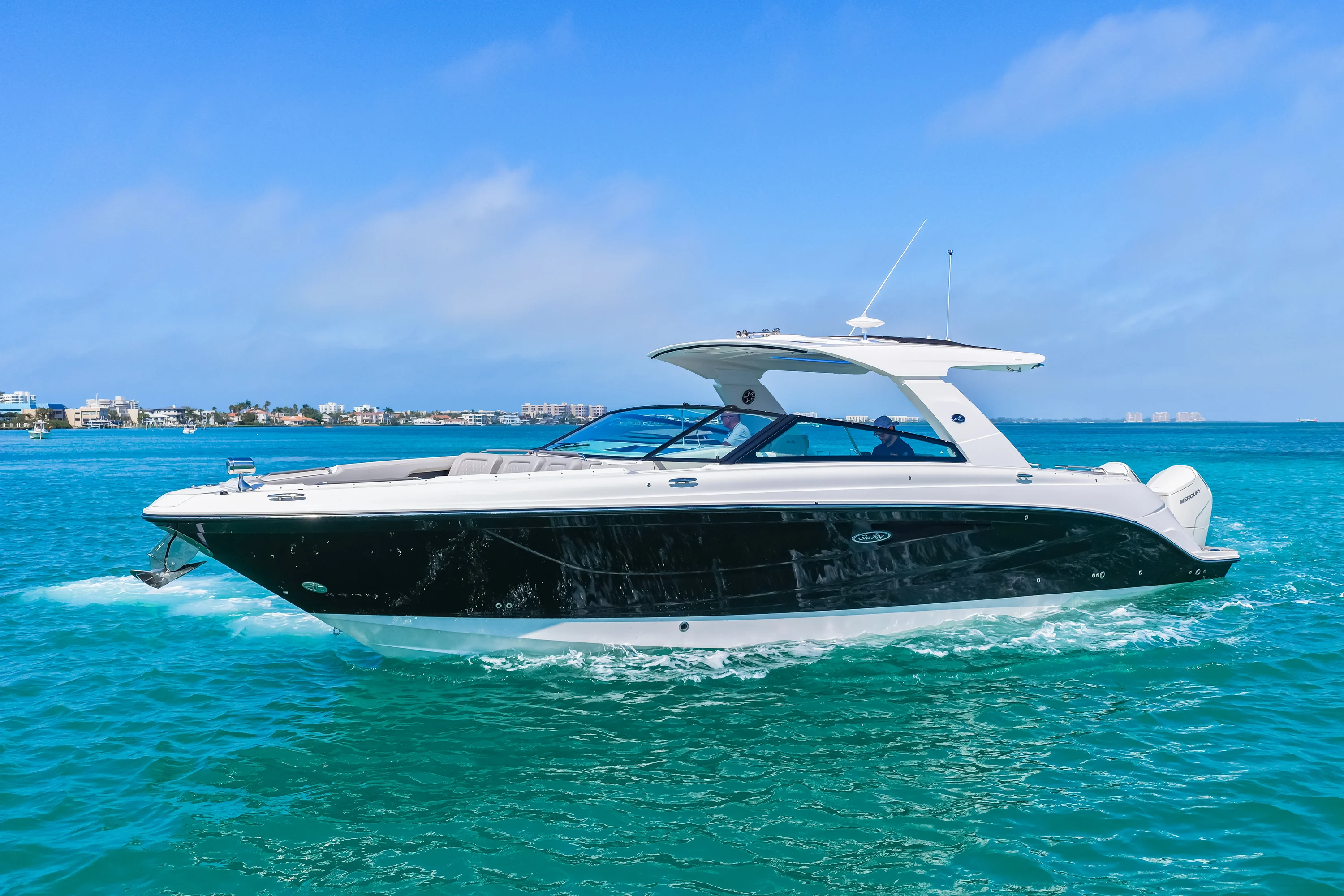 2026 Sea Ray SLX 400 Outboard Image Thumbnail #1