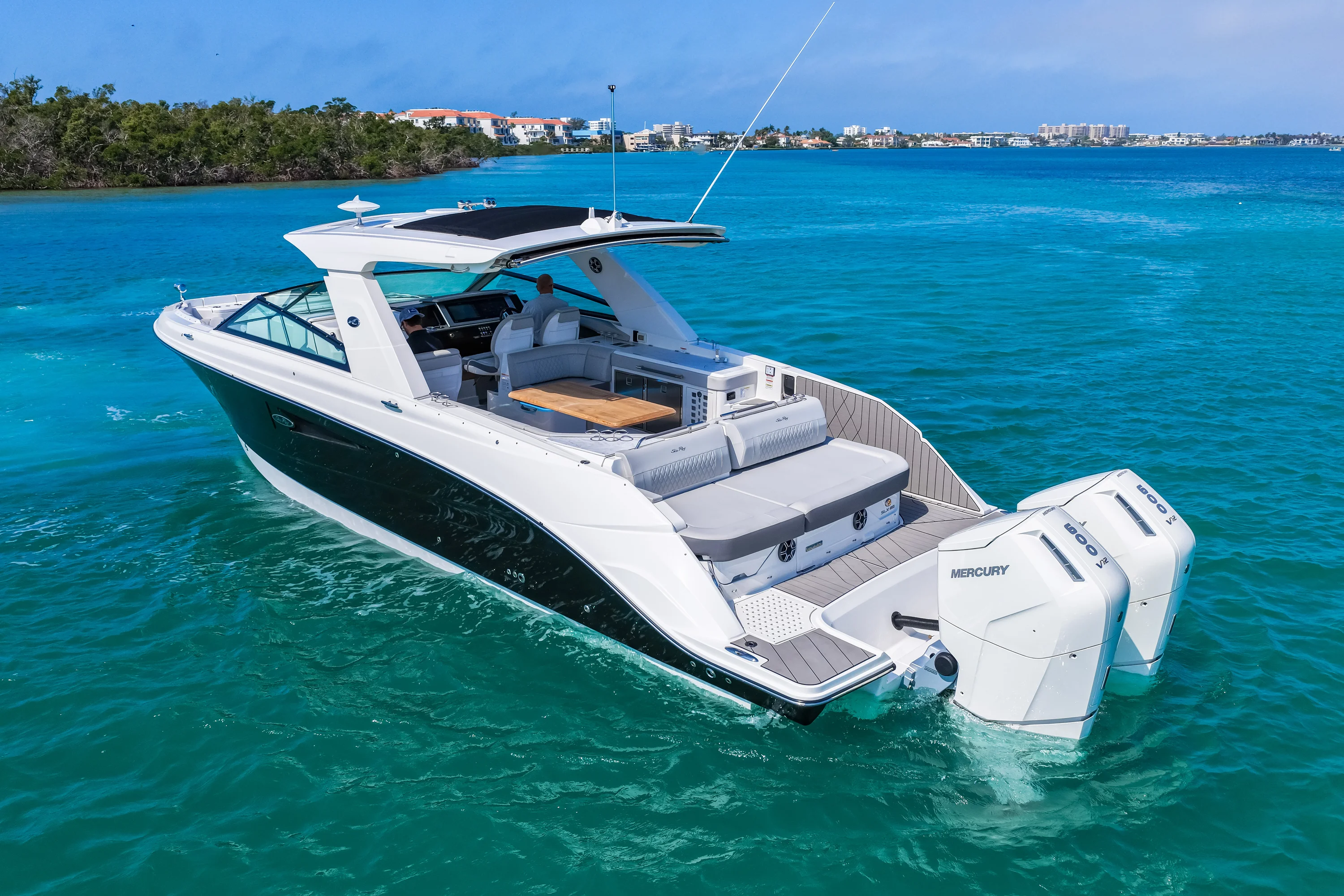 2026 Sea Ray SLX 400 Outboard Image Thumbnail #71