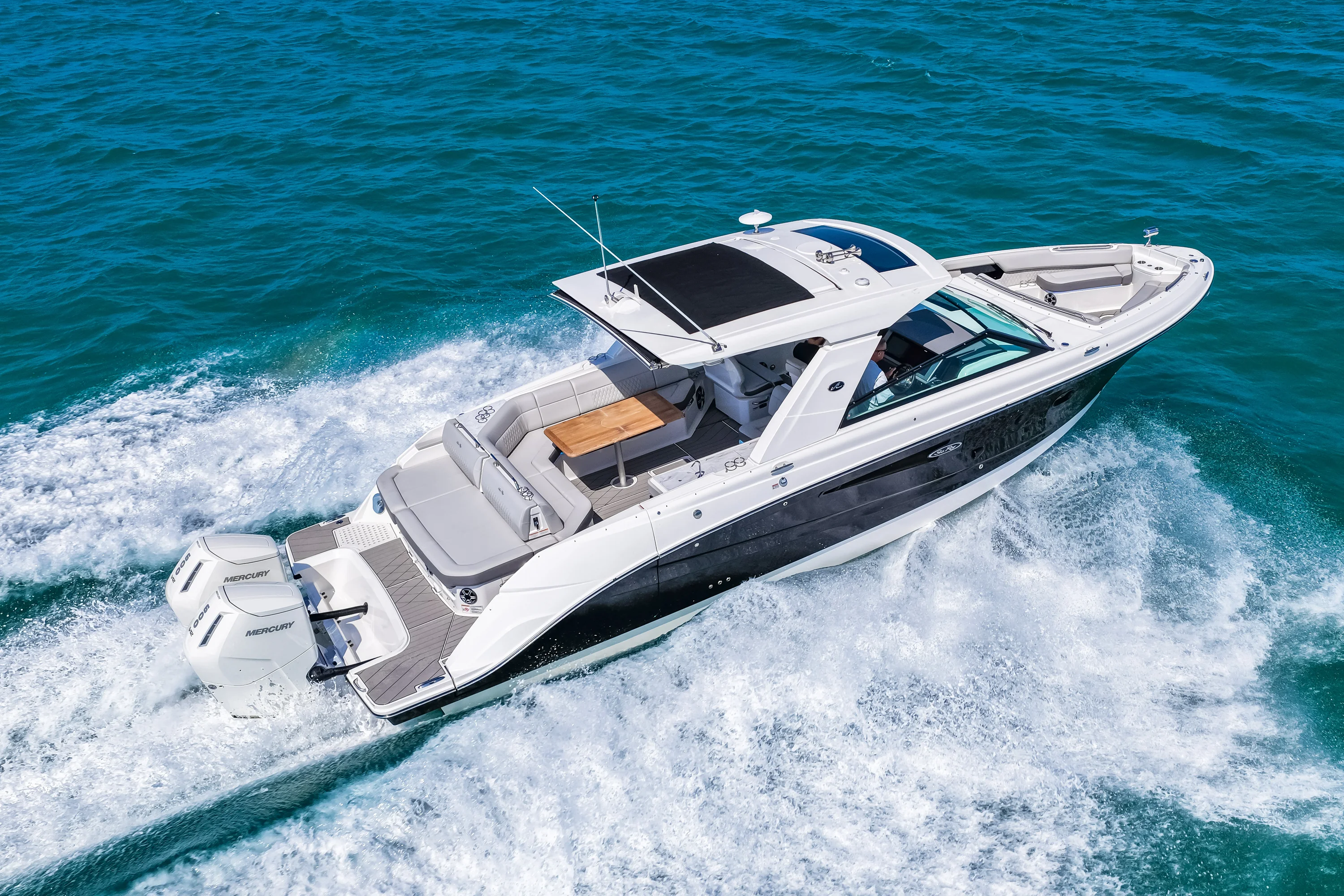 2026 Sea Ray SLX 400 Outboard Image Thumbnail #67