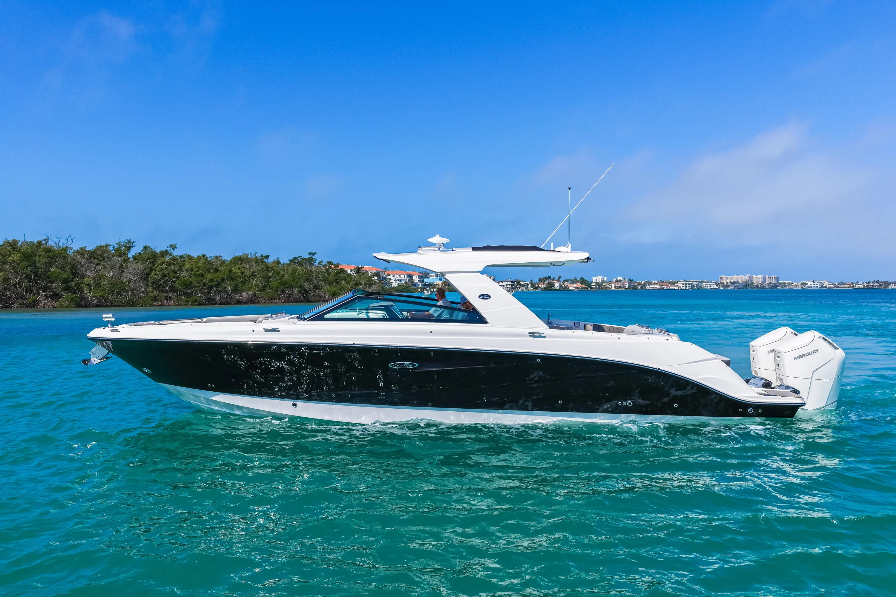 2026 Sea Ray SLX 400 Outboard Image Thumbnail #0