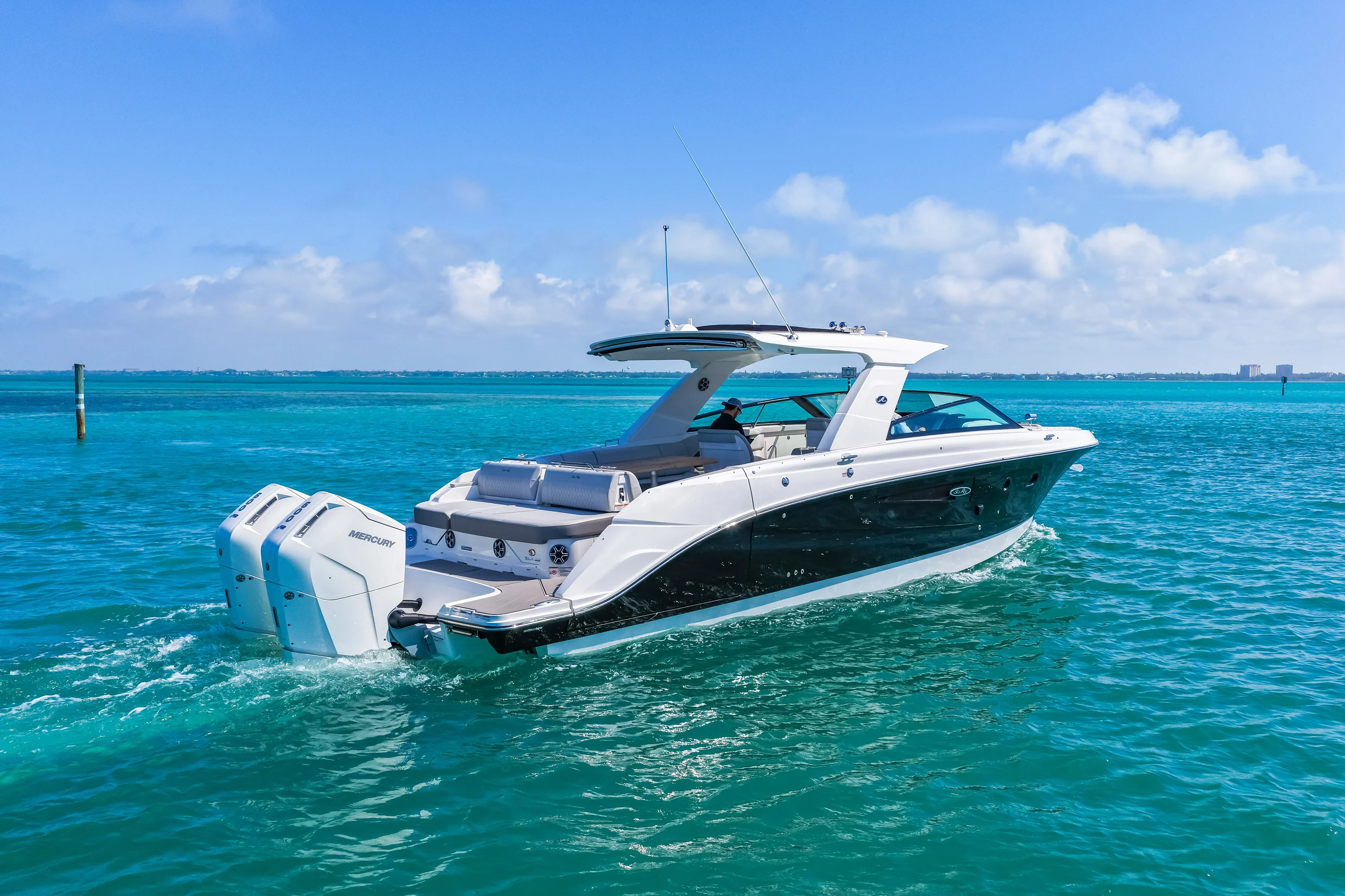 2026 Sea Ray SLX 400 Outboard Image Thumbnail #74