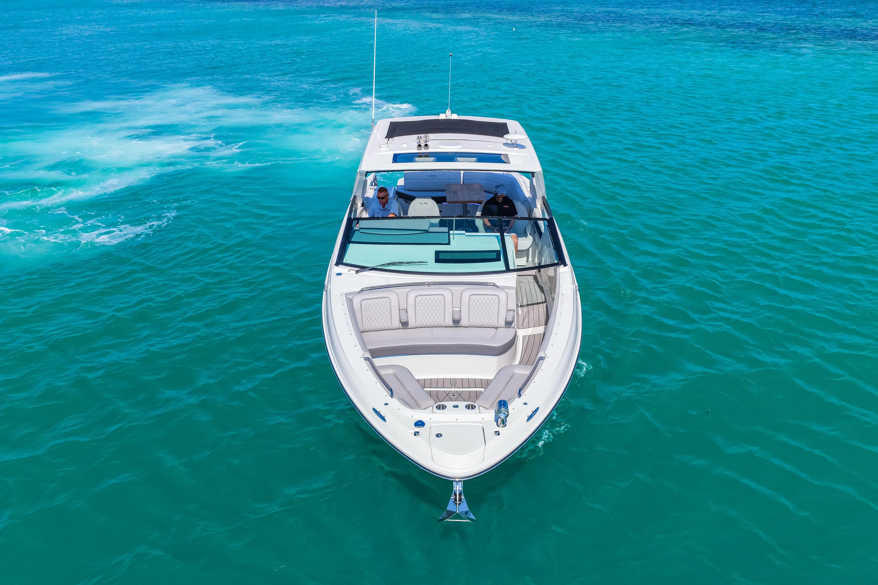 2026 Sea Ray SLX 400 Outboard Image Thumbnail #6